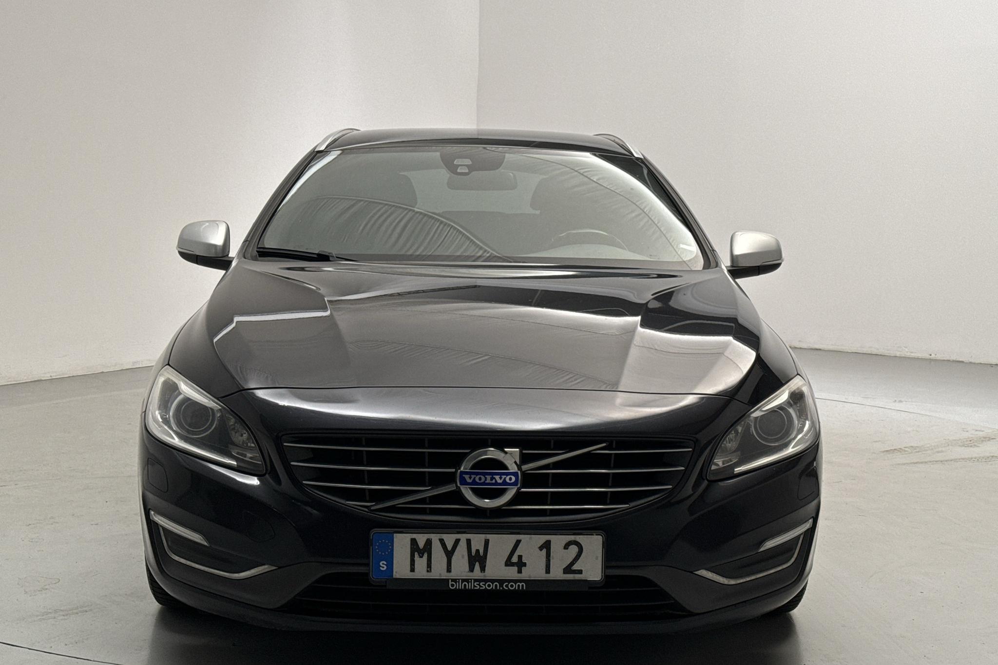 Volvo V60 D4 AWD (181hk) - 170 720 km - Automatyczna - czarny - 2015