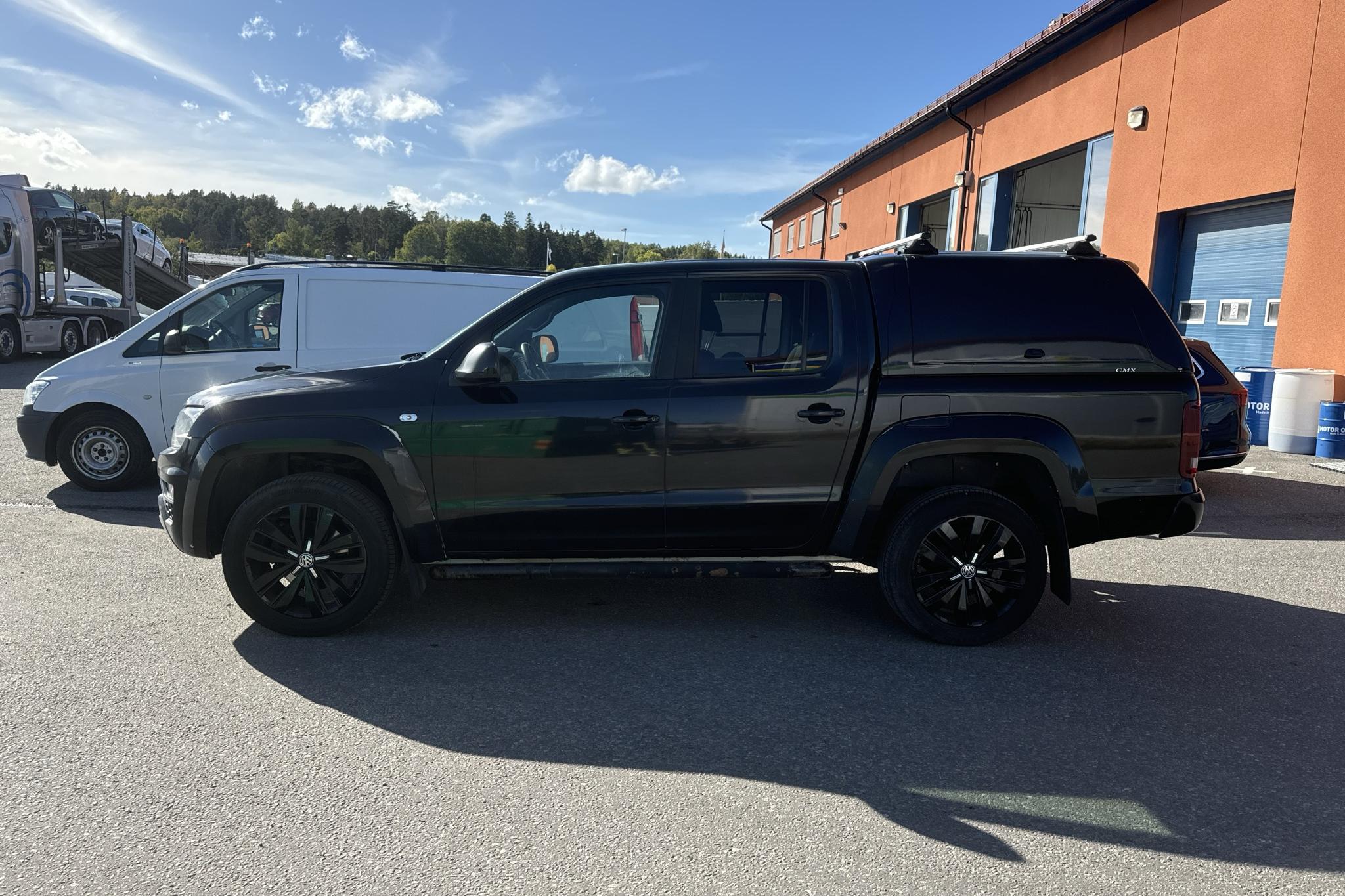 VW Amarok 3.0 TDI 4motion (258hk) - 22 251 mil - Automat - vit - 2020