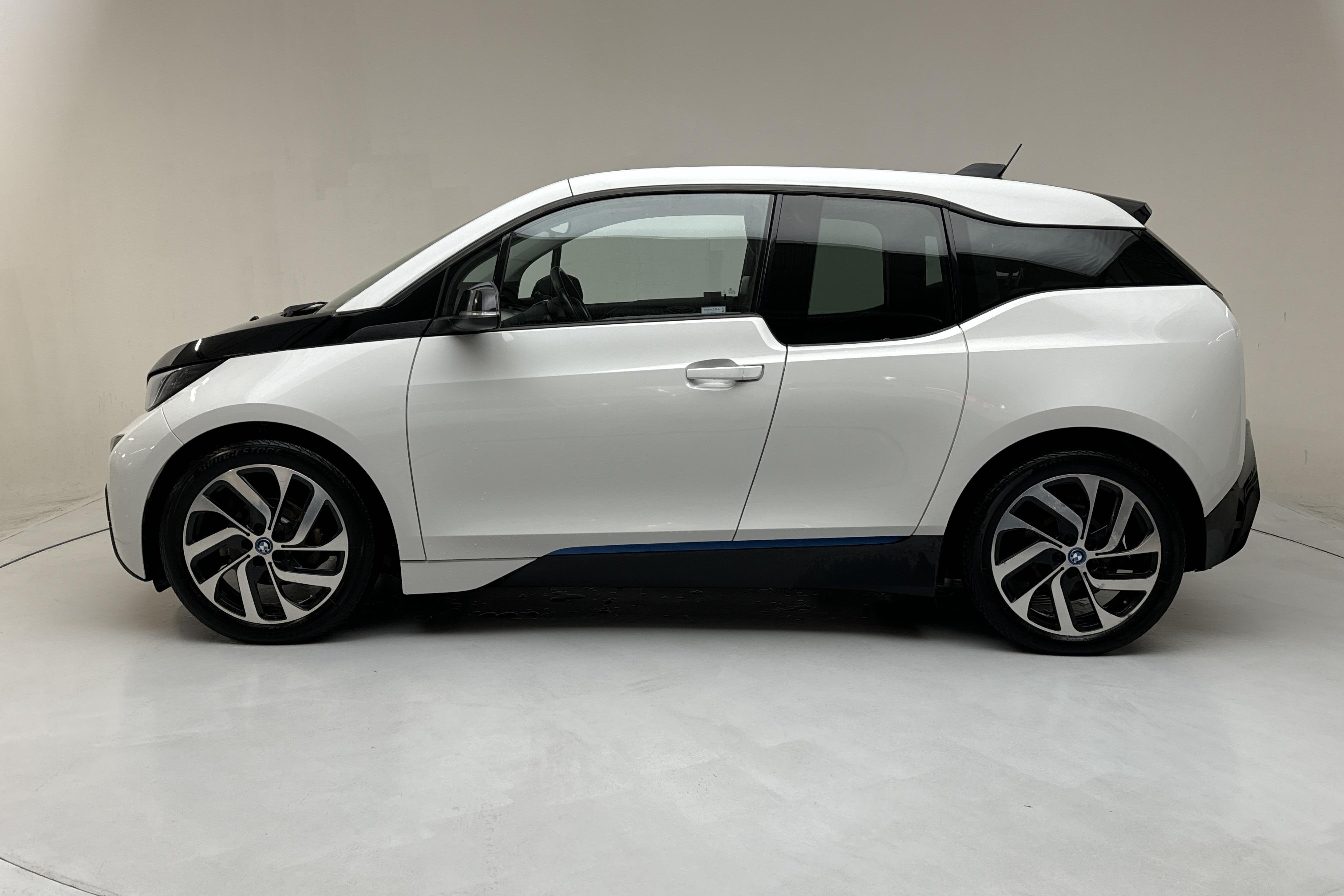 BMW i3 REX 94Ah, I01 (170hk) - 96 580 km - Automaattinen - valkoinen - 2017