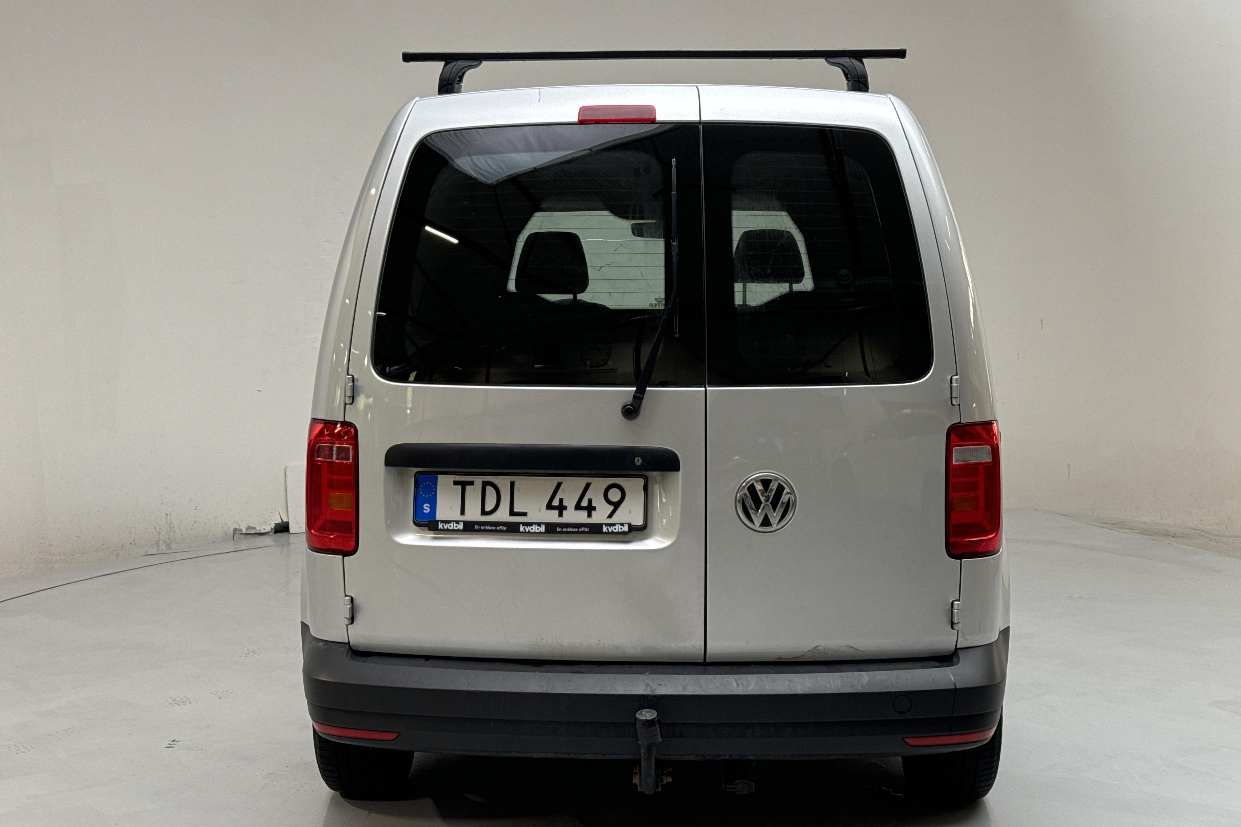 VW Caddy 1.2 TSI Skåp (84hk) - 56 750 km - Käsitsi - hõbe - 2018