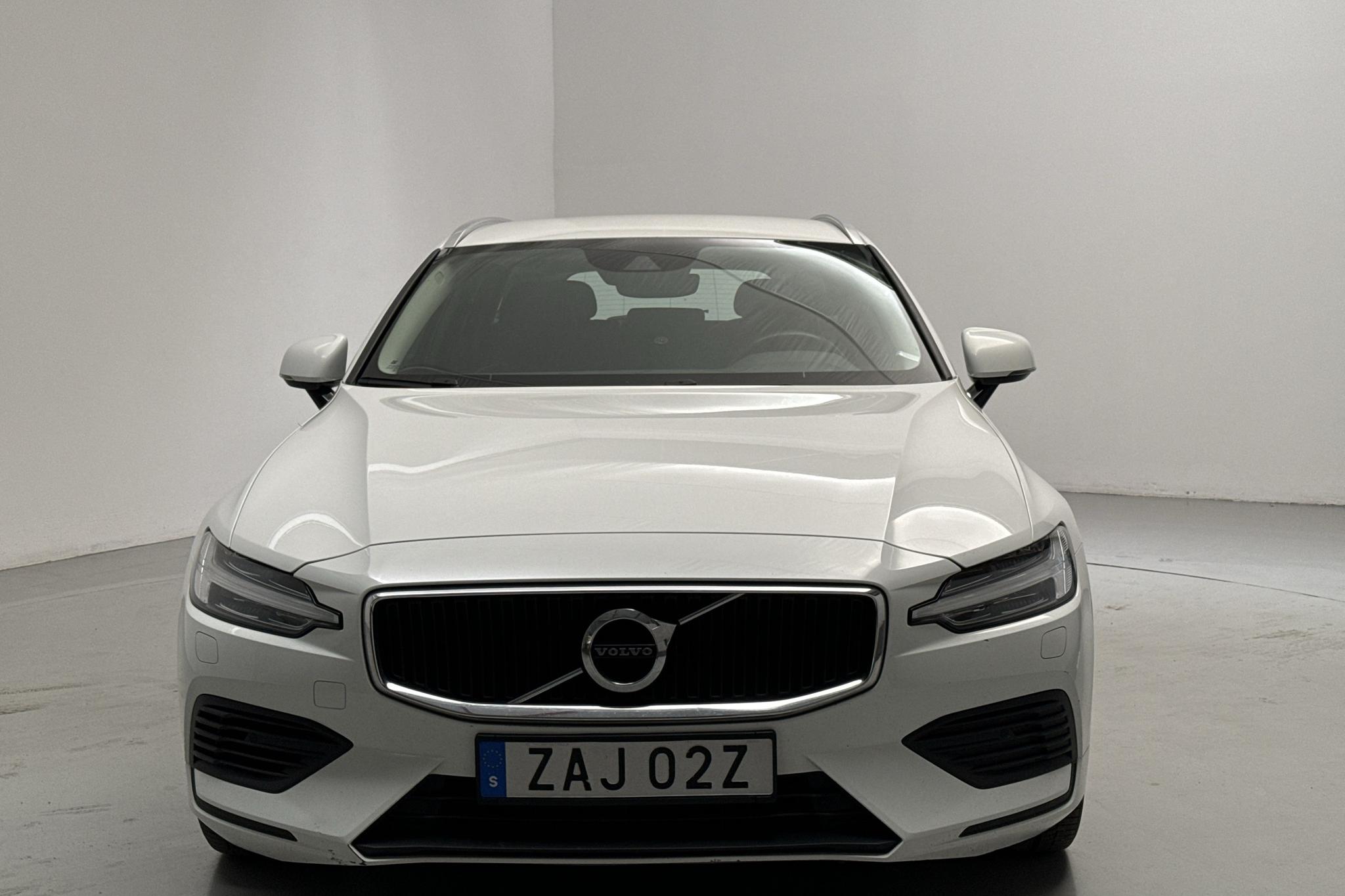 Volvo V60 T6 AWD Twin Engine (340hk) - 115 700 km - Automatyczna - biały - 2020