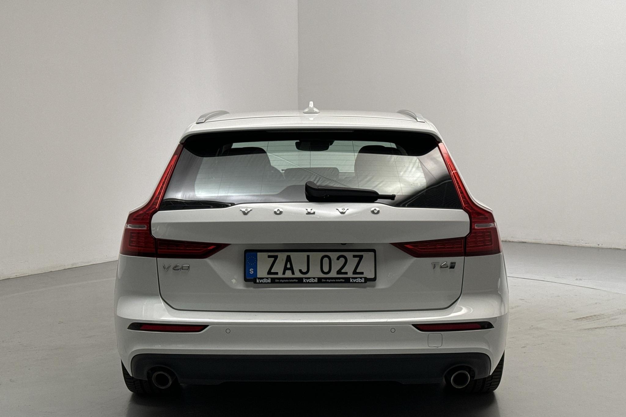 Volvo V60 T6 AWD Twin Engine (340hk) - 115 700 km - Automaattinen - valkoinen - 2020