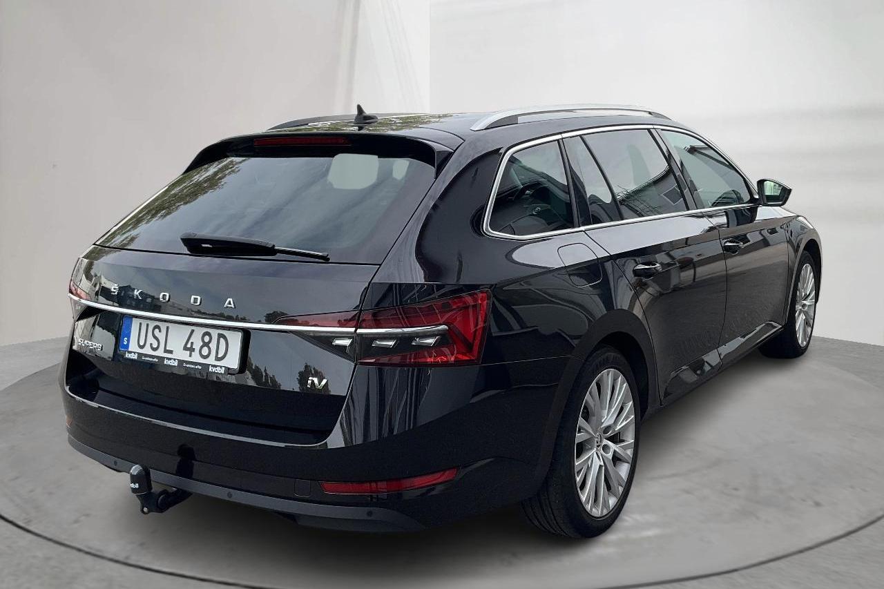 Skoda Superb iV 1.4 TSI PHEV Kombi (218hk) - 104 410 km - Automatyczna - czarny - 2022