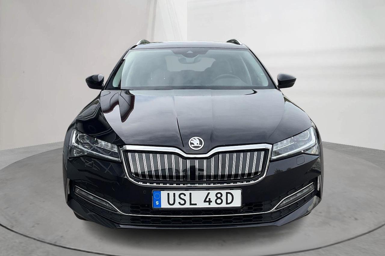 Skoda Superb iV 1.4 TSI PHEV Kombi (218hk) - 104 410 km - Automatyczna - czarny - 2022