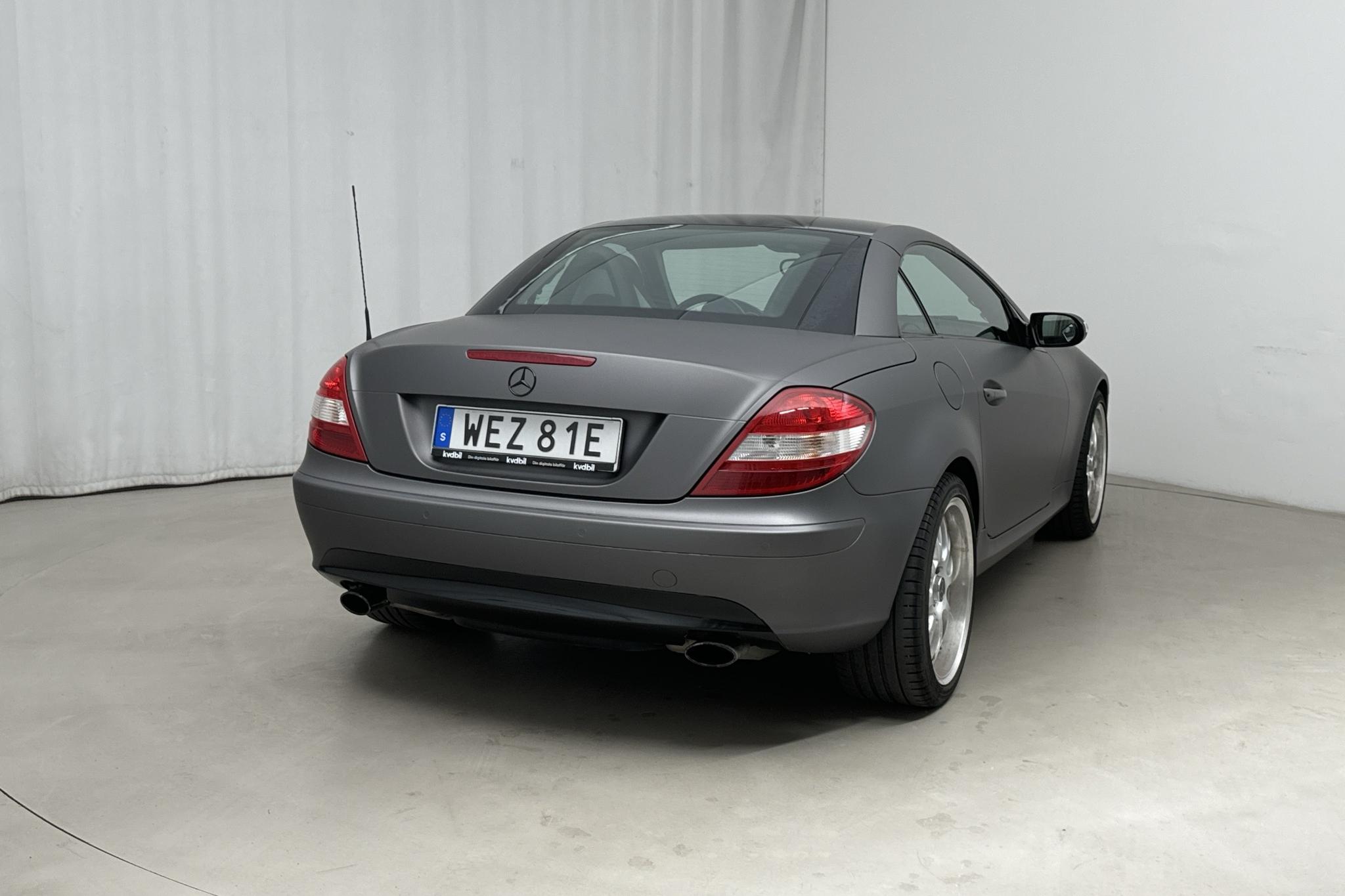 Mercedes SLK 200 Kompressor R171 (163hk) - 10 631 mil - Automat - grå - 2006