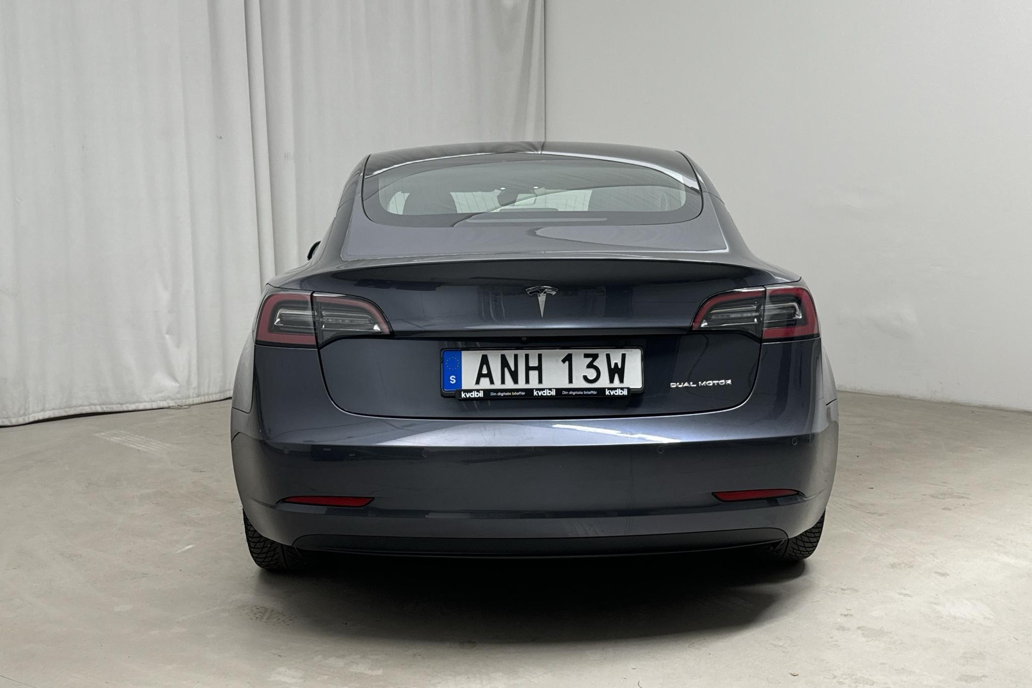 Tesla Model 3 Long Range Dual Motor AWD - 122 350 km - Automatic - gray - 2019