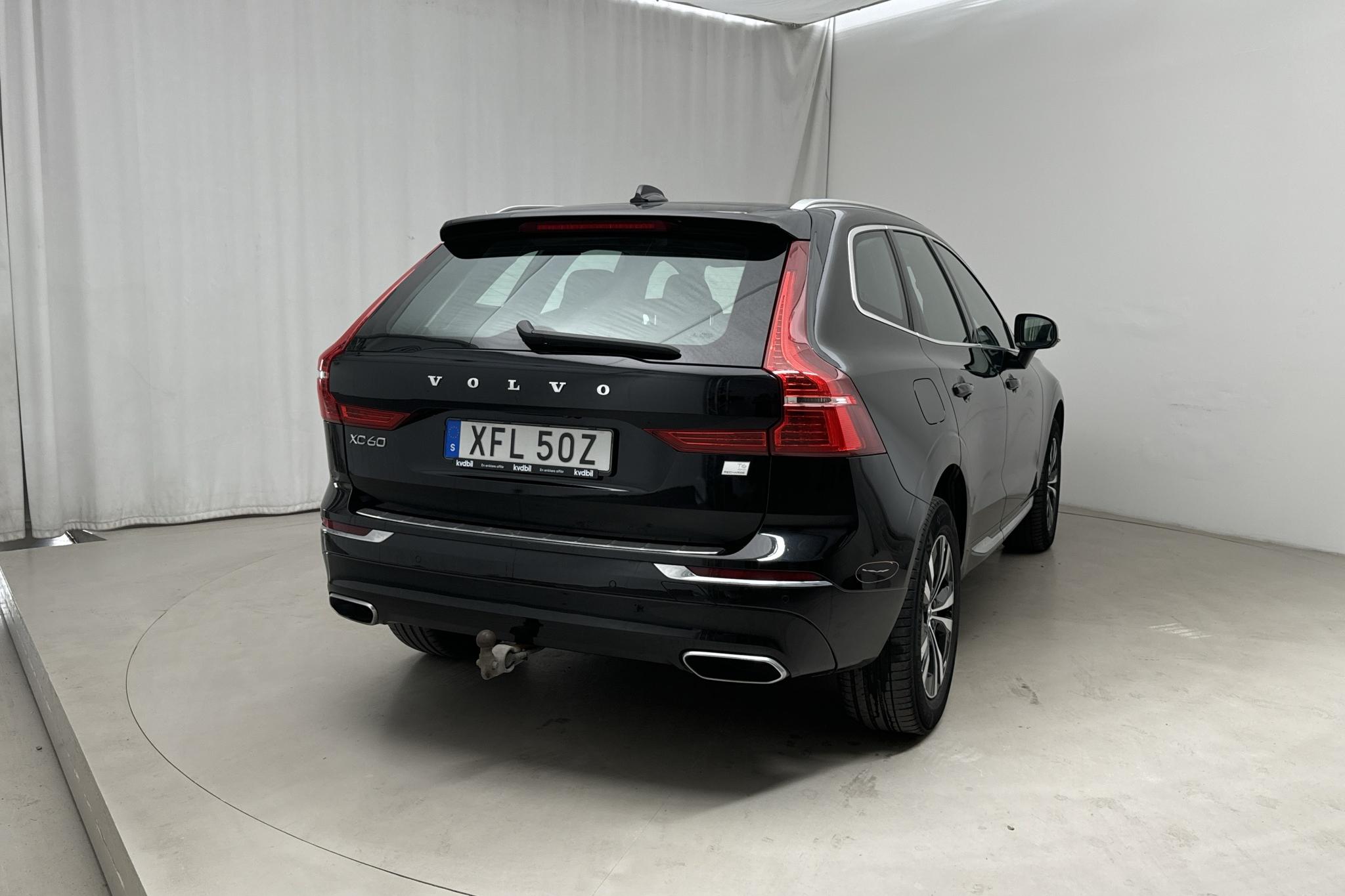 Volvo XC60 T6 AWD Recharge (340hk) - 115 680 km - Automatyczna - czarny - 2021