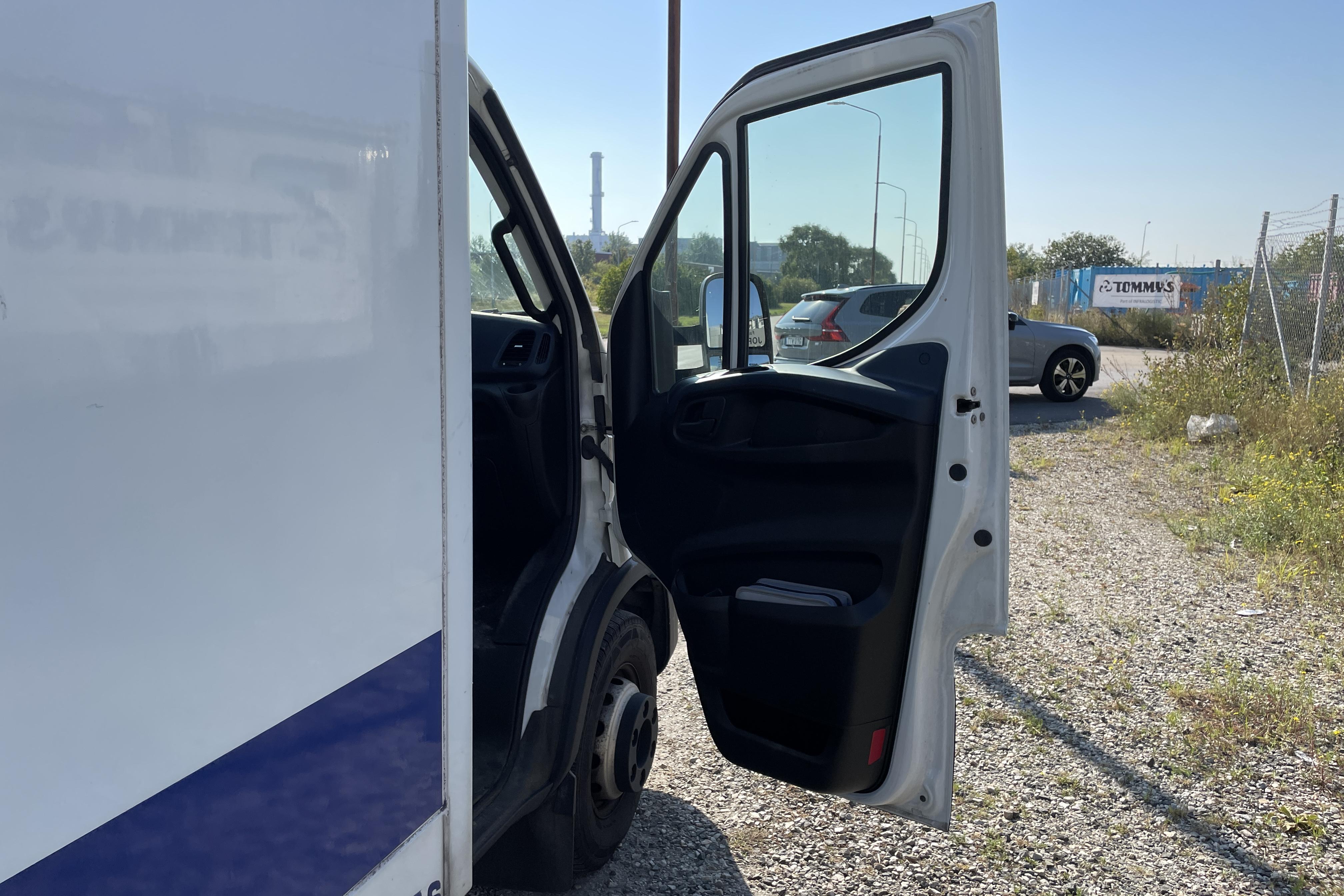 Iveco / SAXAS MKD 60-M-E - 179 395 km - Automat - vit - 2020