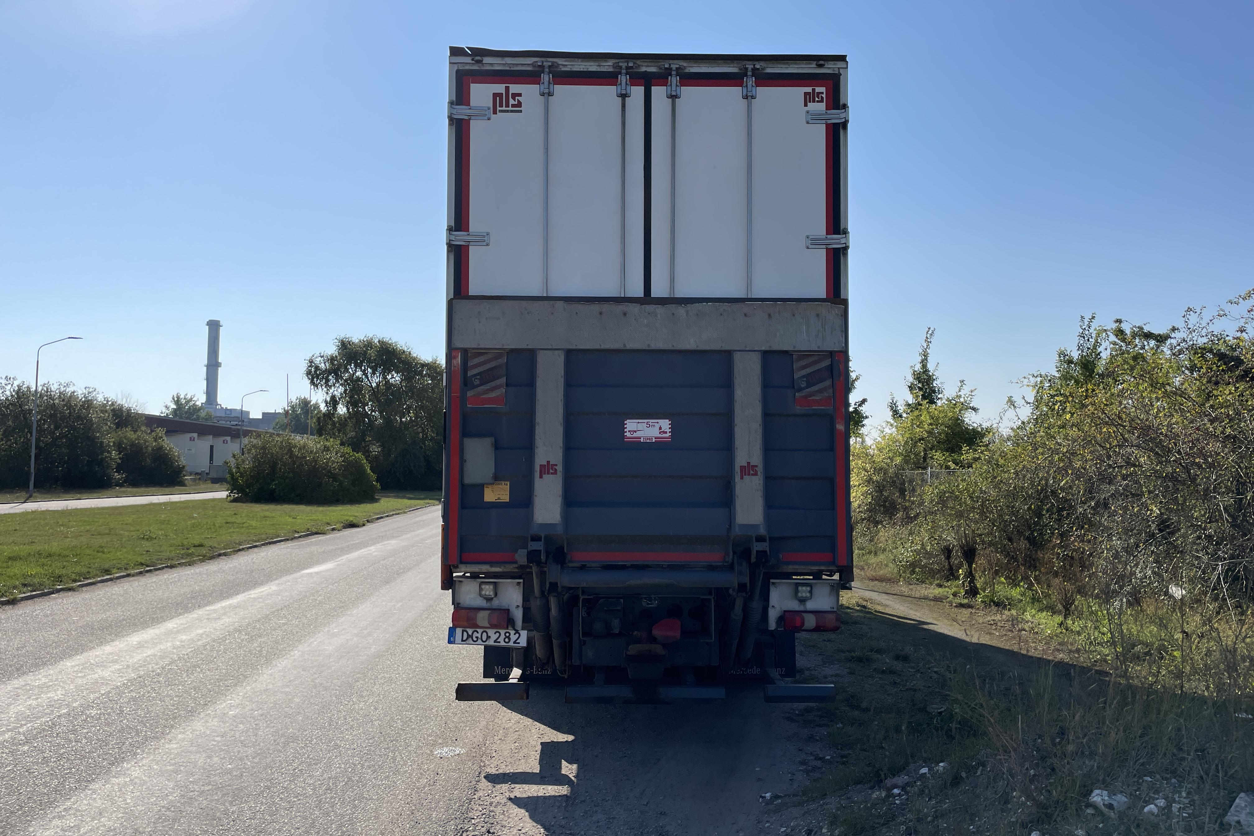 MERCEDES ACTROS - 561 582 km - Automat - vit - 2015