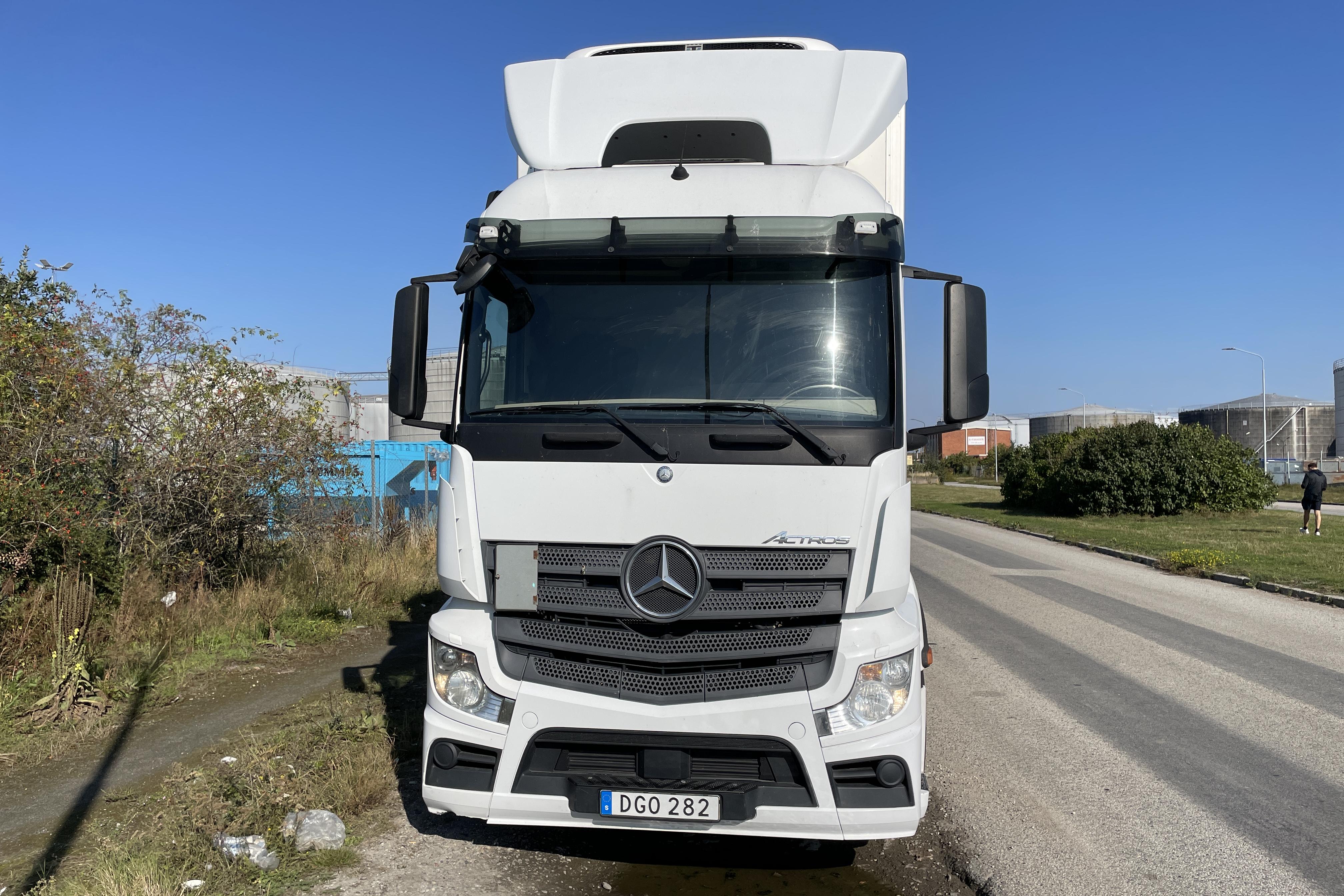 MERCEDES ACTROS - 561 582 km - Automatyczna - biały - 2015