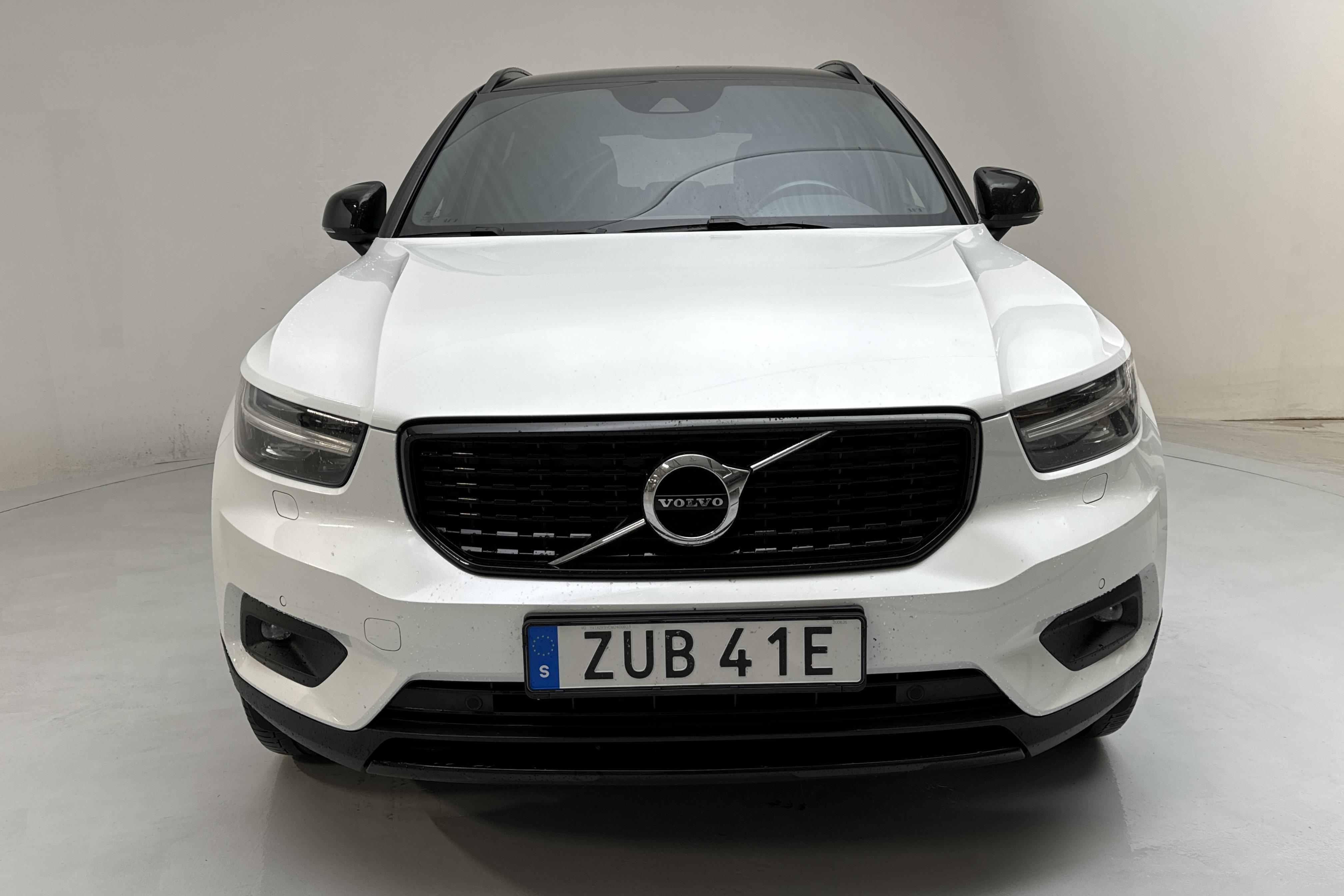 Volvo XC40 B4 AWD (197hk) - 98 180 km - Automaattinen - valkoinen - 2021