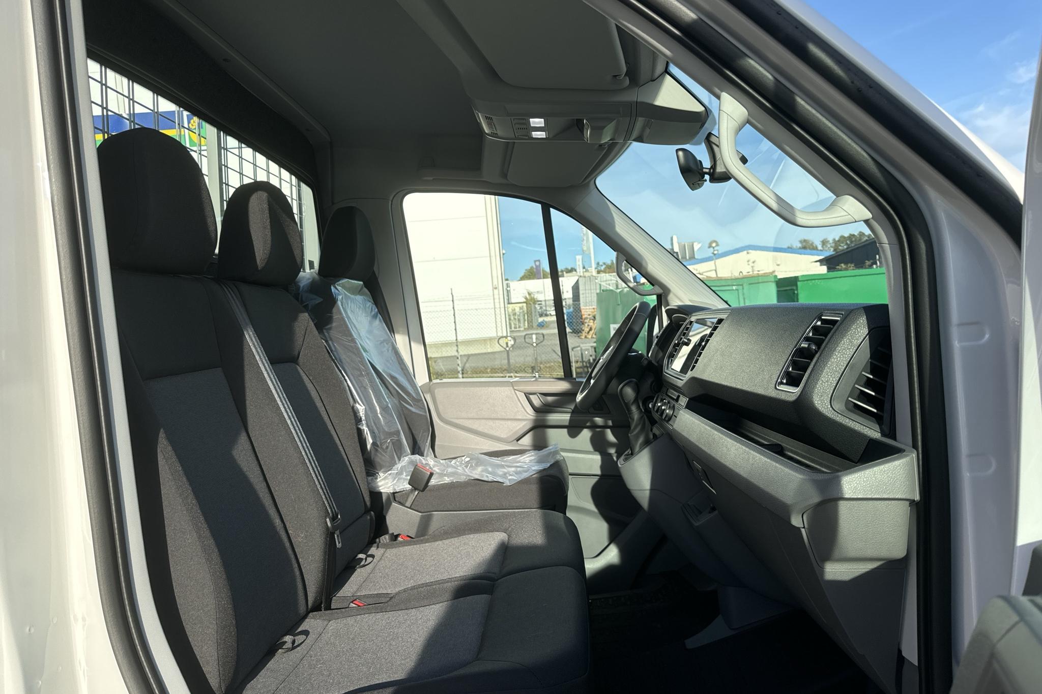 VW Crafter 35 2.0 TDI Chassi (177hk) - 50 km - Automaattinen - valkoinen - 2024