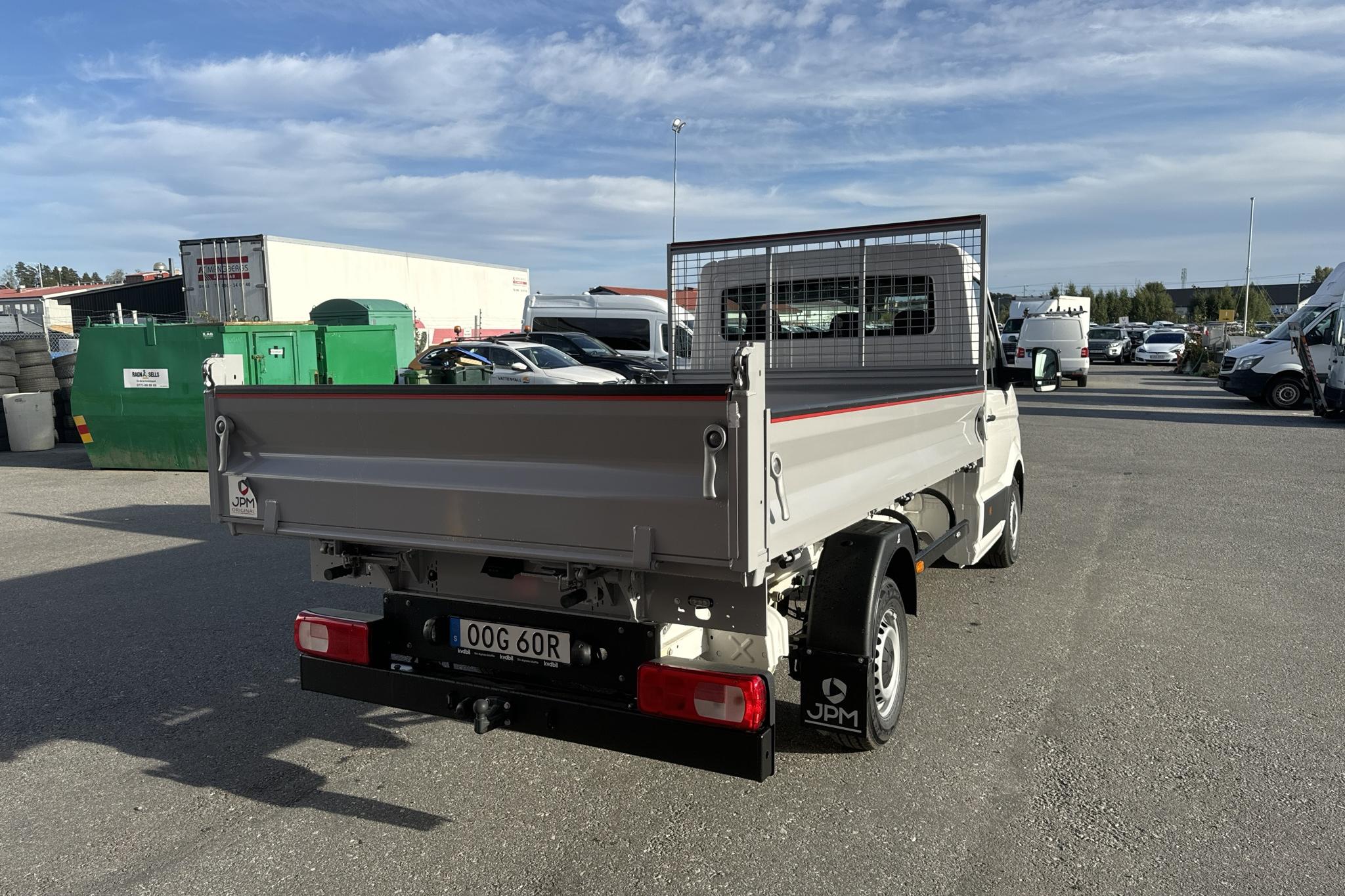 VW Crafter 35 2.0 TDI Chassi (177hk) - 50 km - Automatic - white - 2024