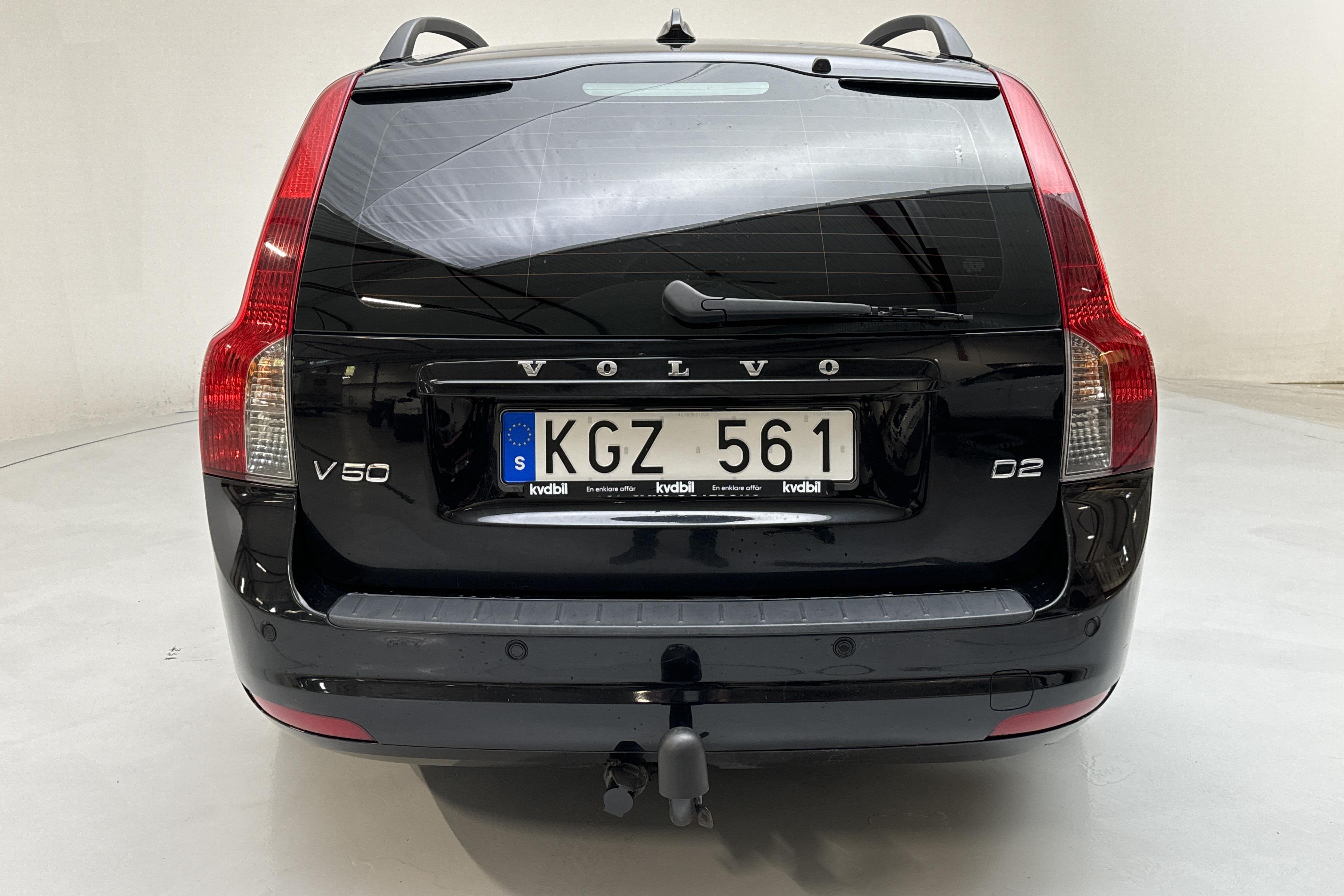 Volvo V50 D2 (115hk) - 183 290 km - Käsitsi - must - 2011