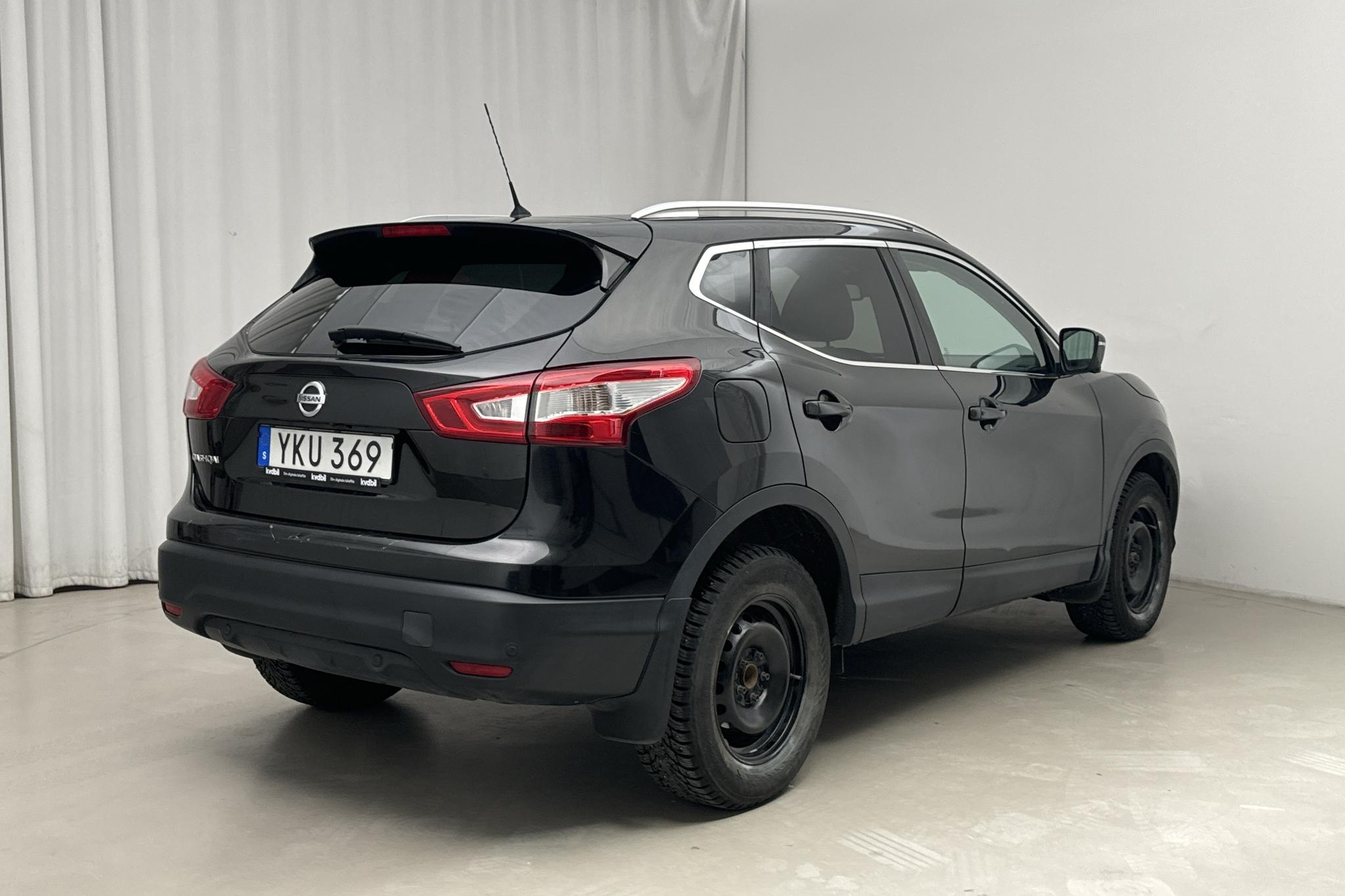 Nissan Qashqai 1.2 (115hk) - 14 866 mil - Automat - svart - 2017