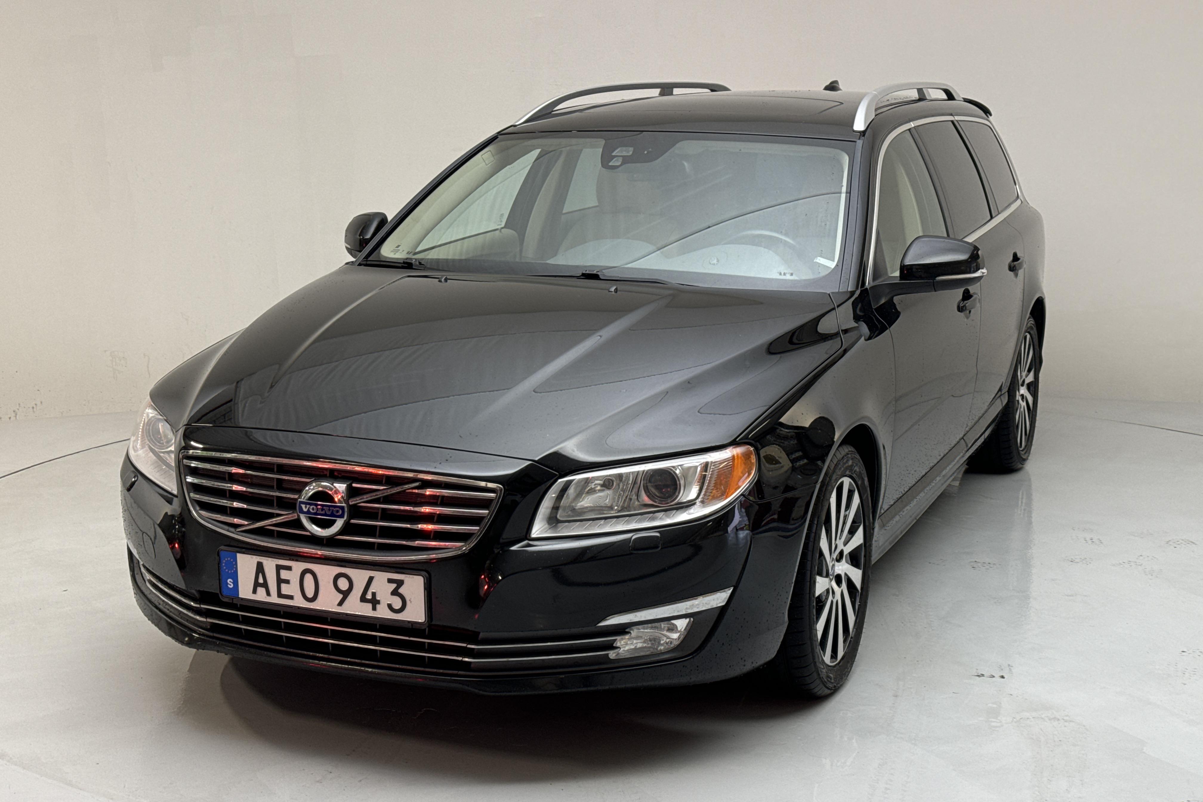 Volvo V70 II D2 (115hk) - 198 680 km - Automatic - black - 2014