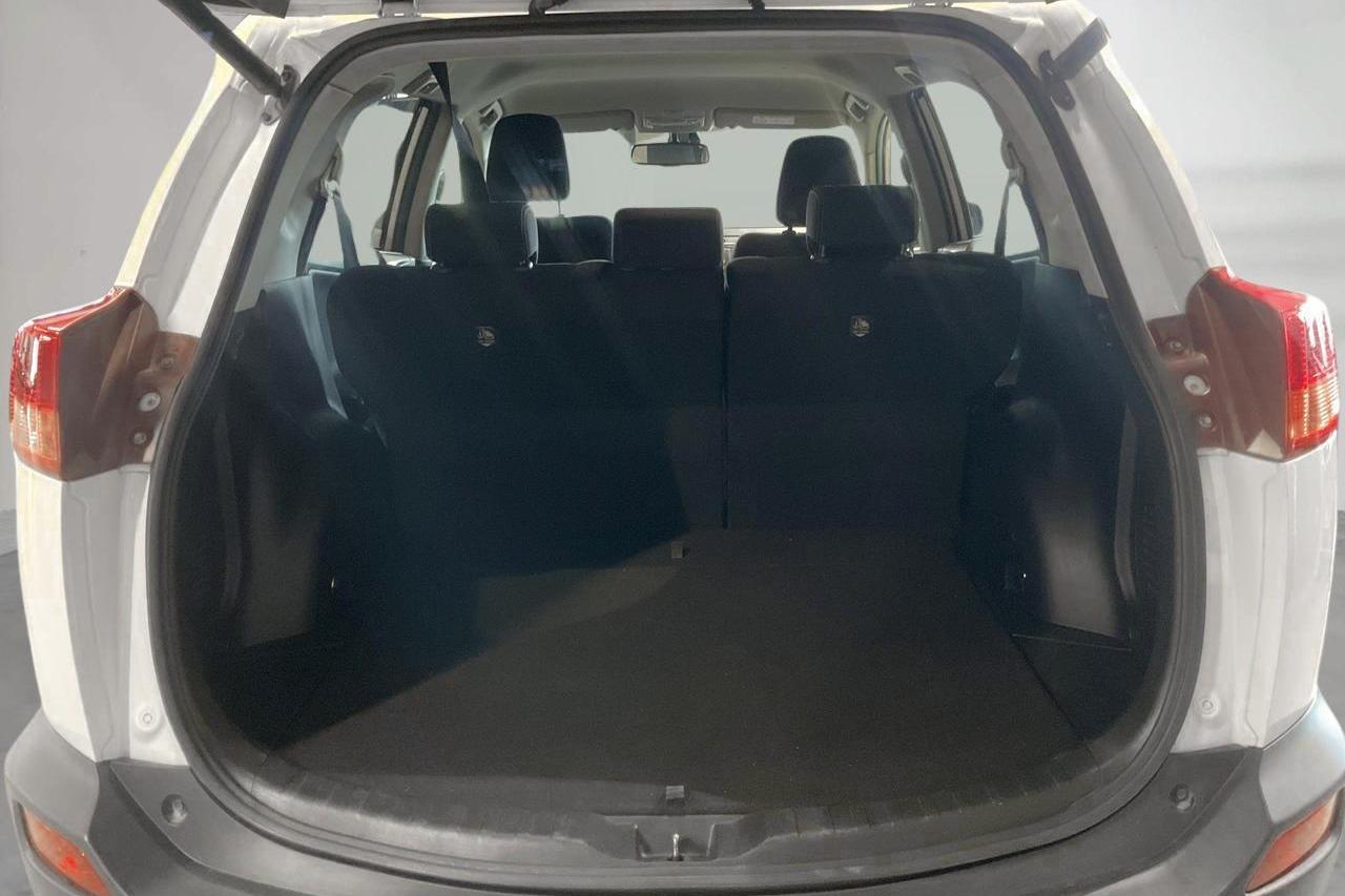 Toyota RAV4 2.0 VVT-i (151hk) - 252 200 km - Manualna - biały - 2014