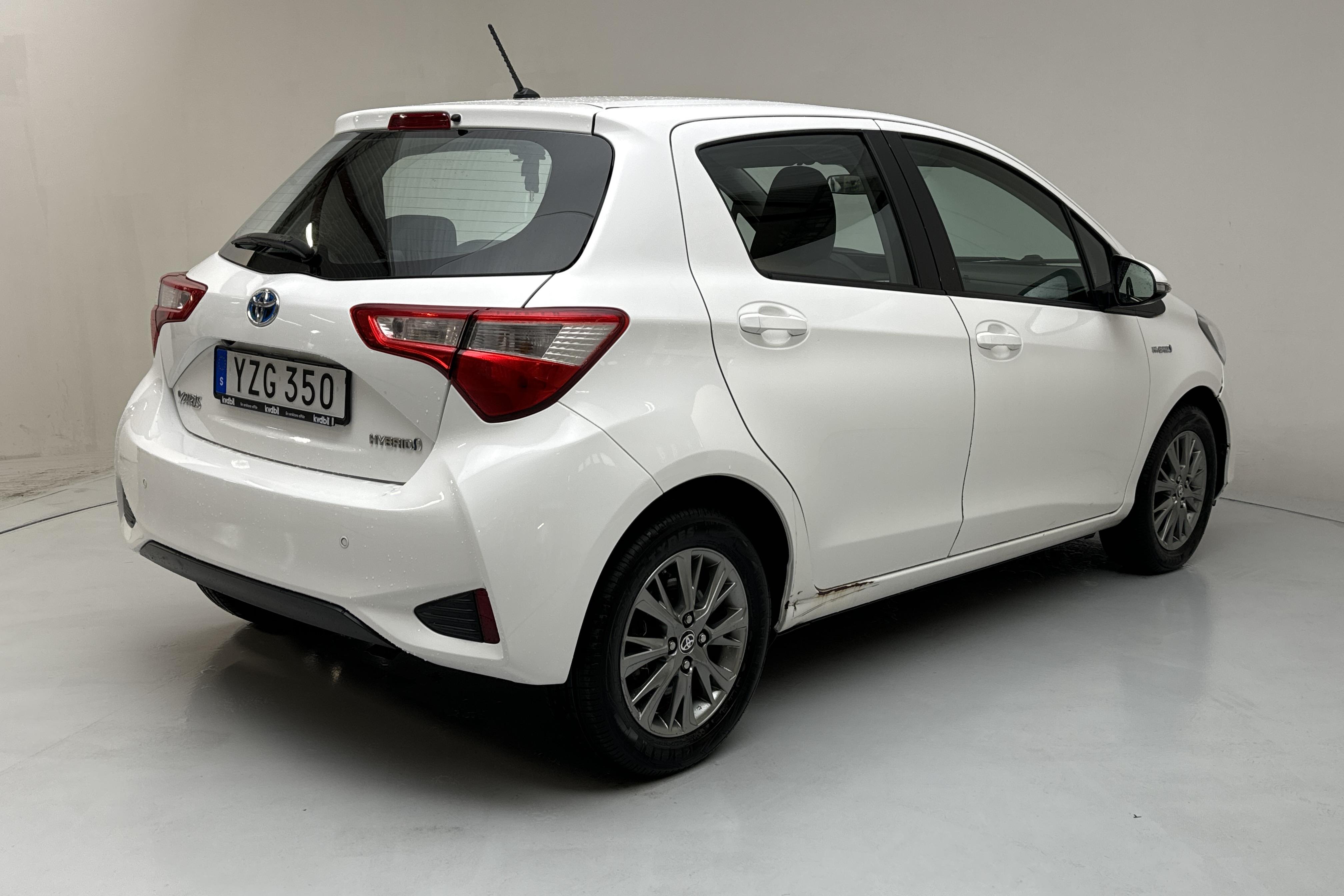 Toyota Yaris 1.5 Hybrid 5dr (101hk) - 120 190 km - Automaattinen - valkoinen - 2017