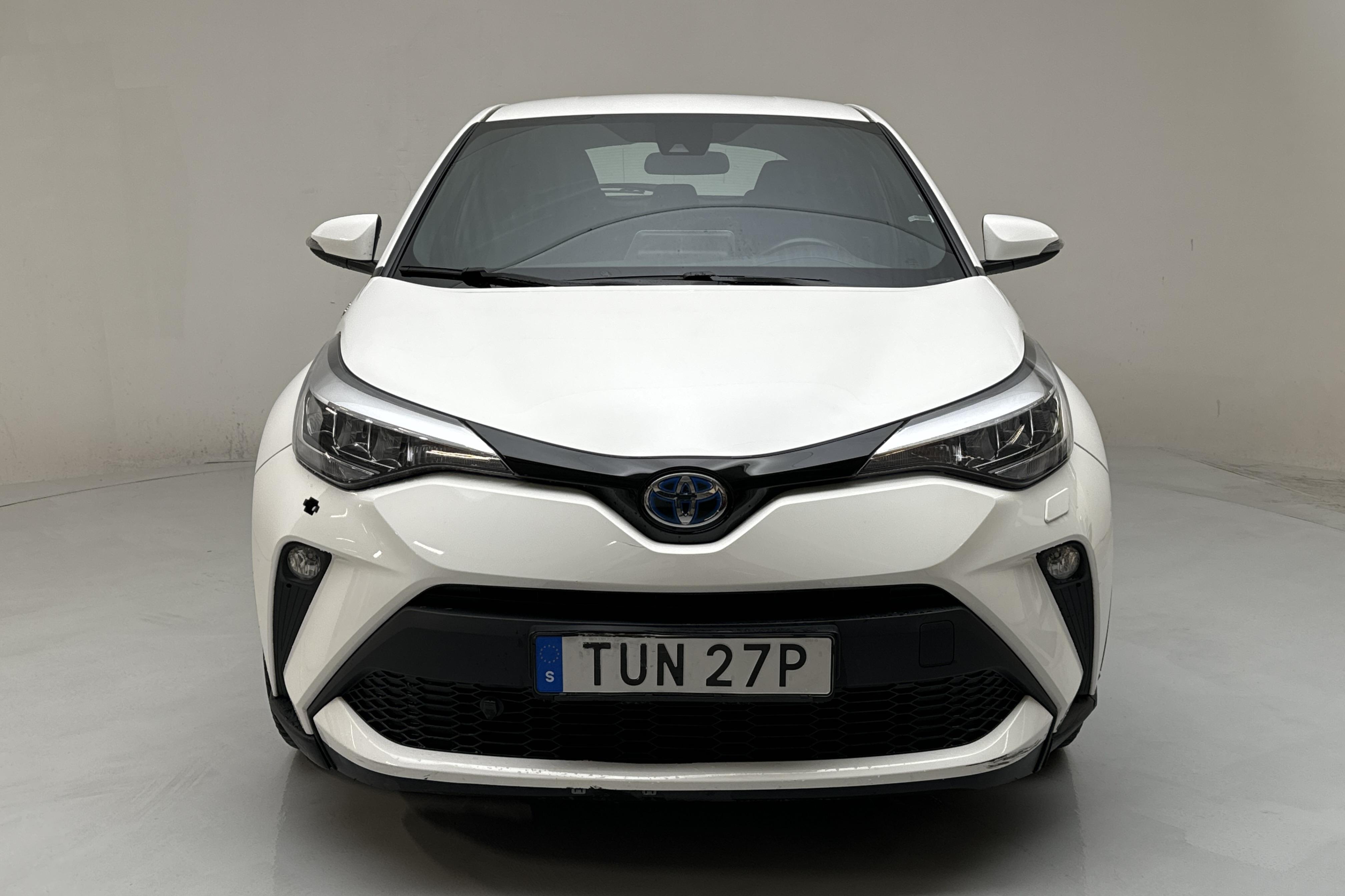 Toyota C-HR 1.8 HSD (122hk) - 155 280 km - Automaatne - valge - 2021