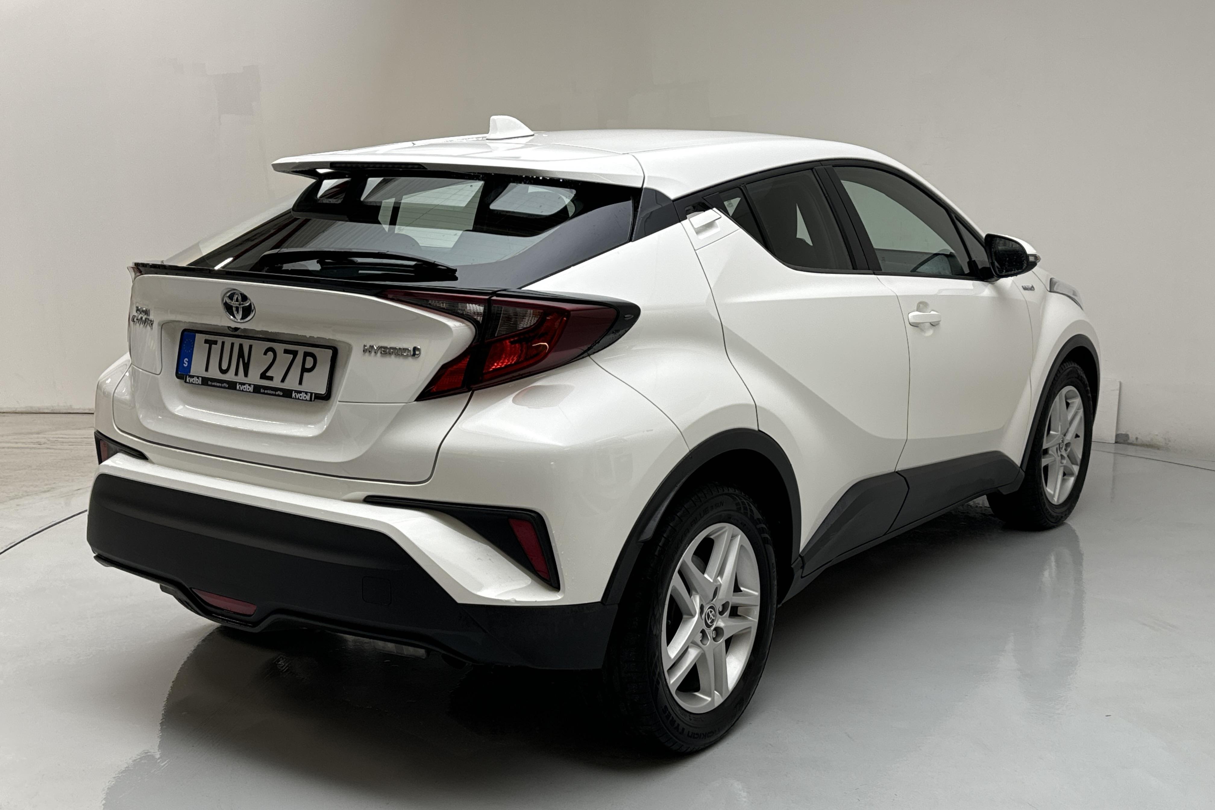 Toyota C-HR 1.8 HSD (122hk) - 155 280 km - Automaattinen - valkoinen - 2021