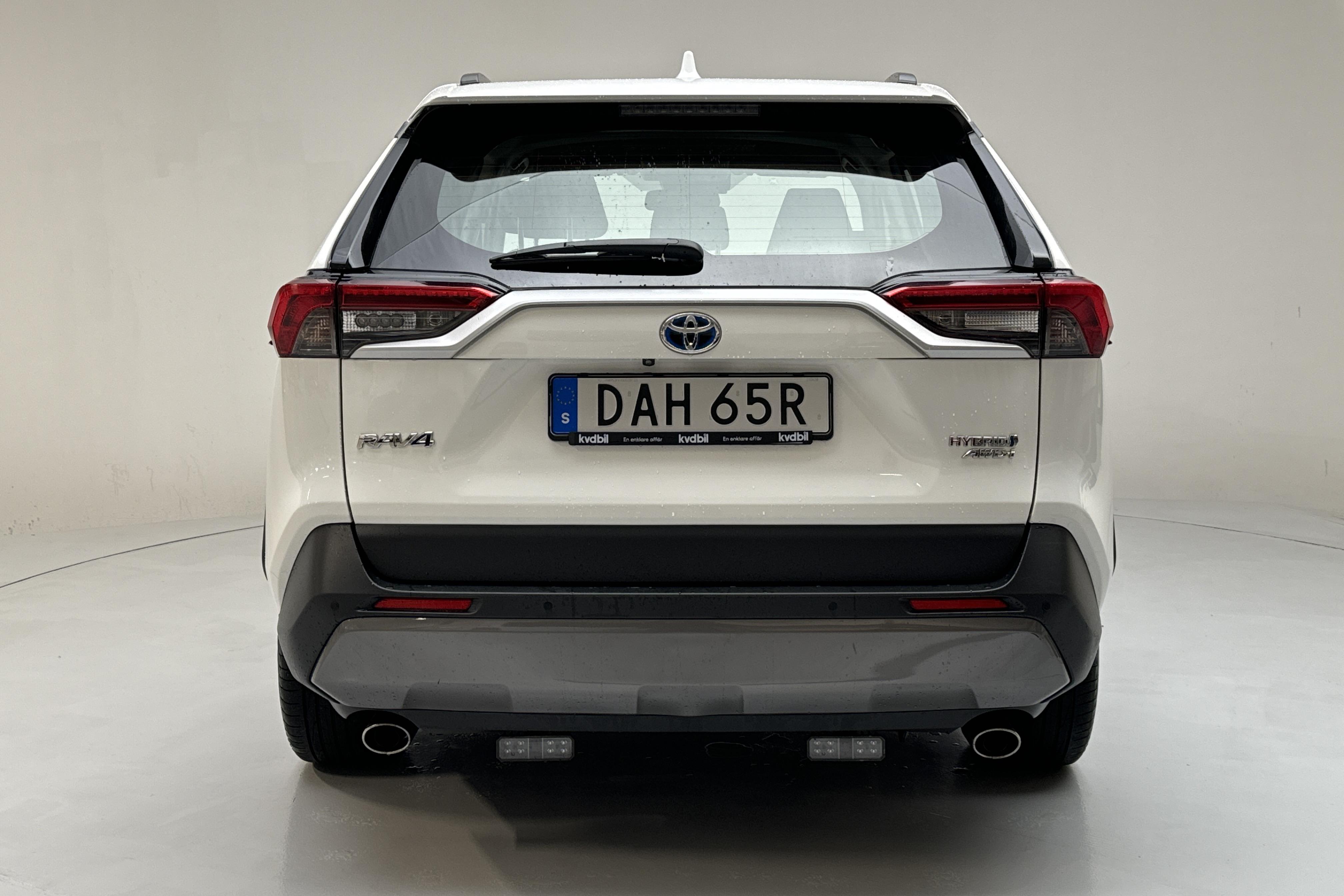 Toyota RAV4 2.5 HSD AWD (222hk) - 175 620 km - Automaattinen - valkoinen - 2021