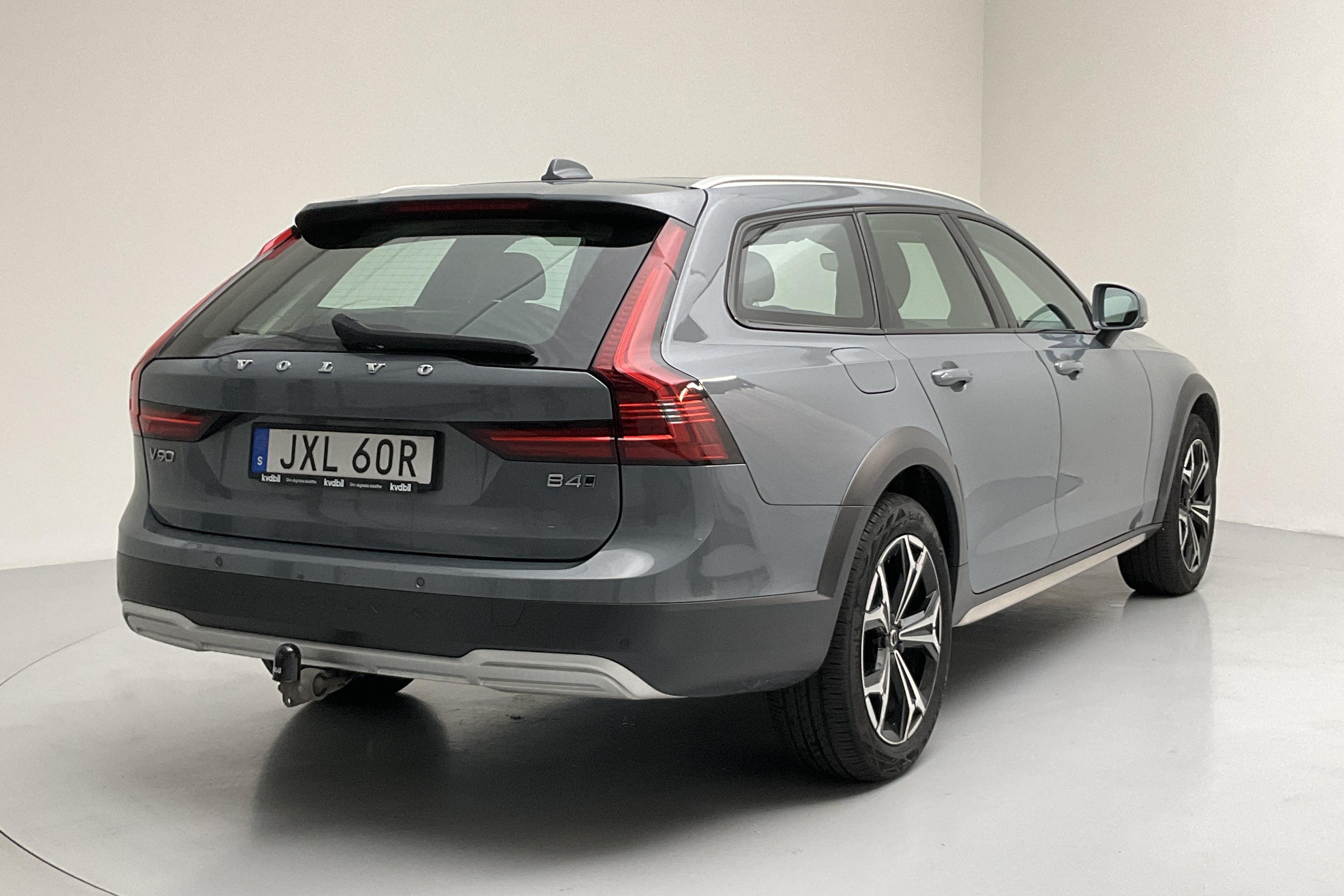 Volvo V90 B4 Cross Country AWD Mildhybrid, Diesel (197hk) - 168 440 km - Automatic - gray - 2022