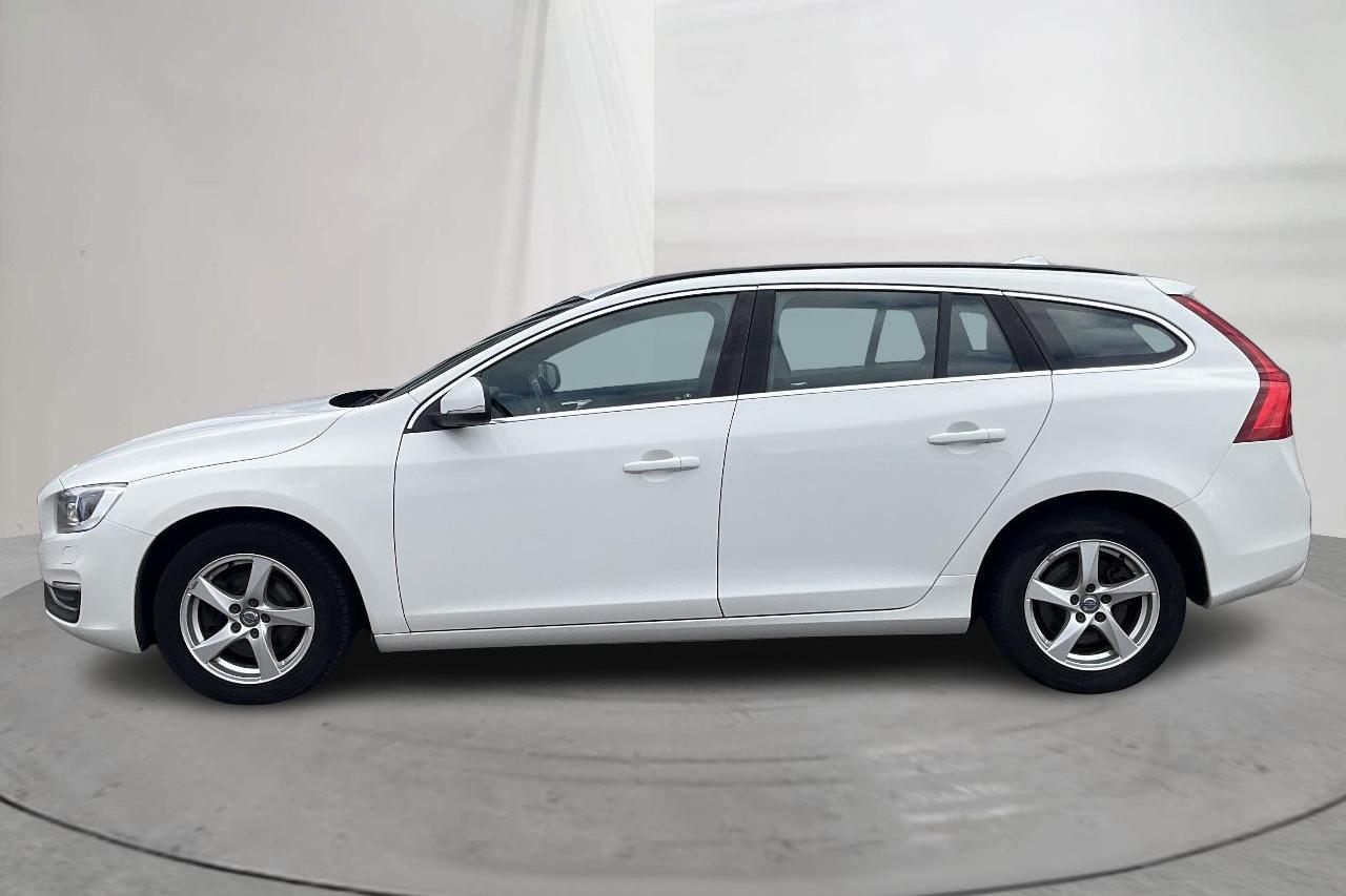 Volvo V60 D3 (150hk) - 133 770 km - Manualna - biały - 2016