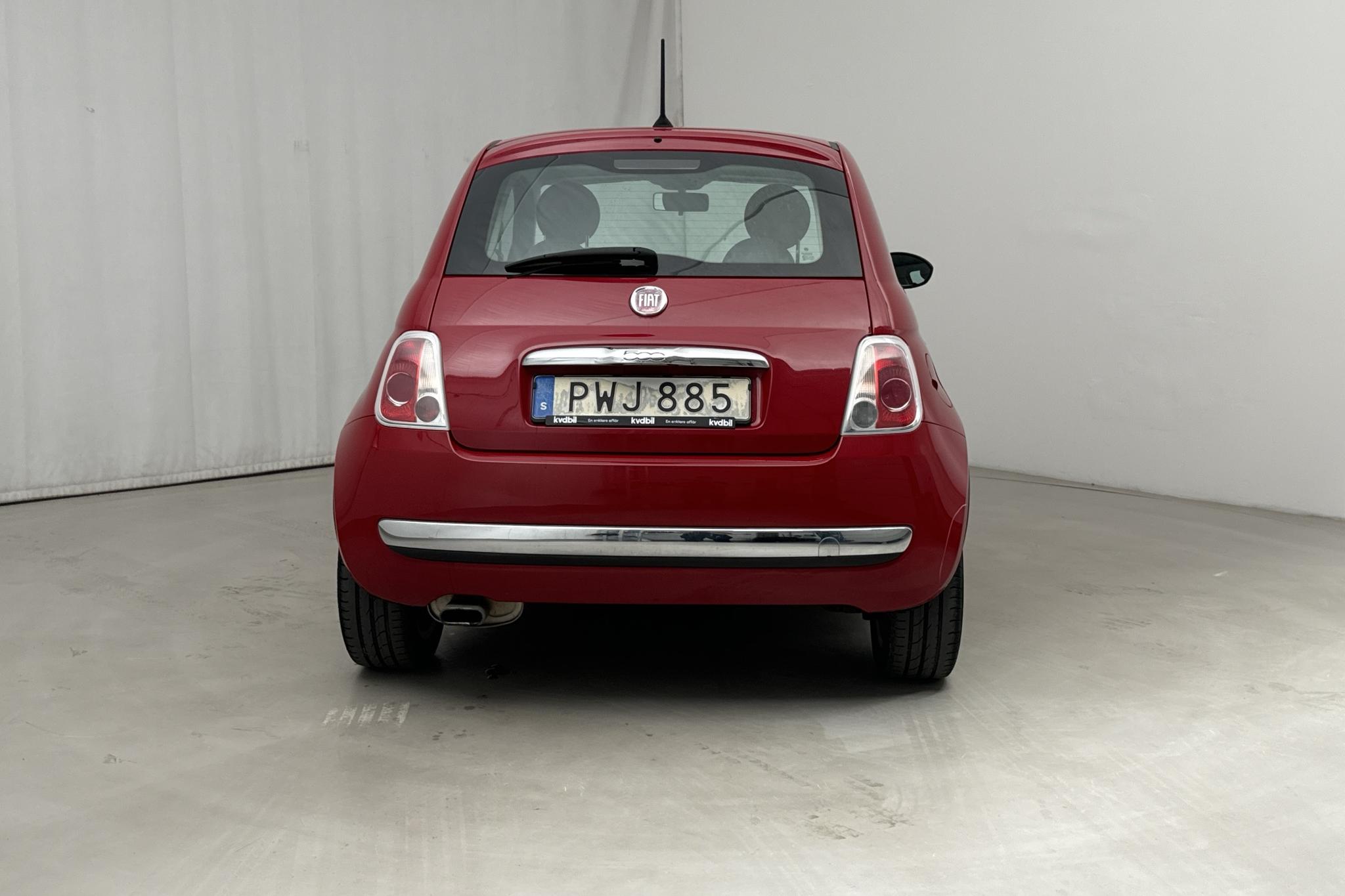 Fiat 500 1.2 (69hk) - 93 300 km - Manualna - czerwony - 2014