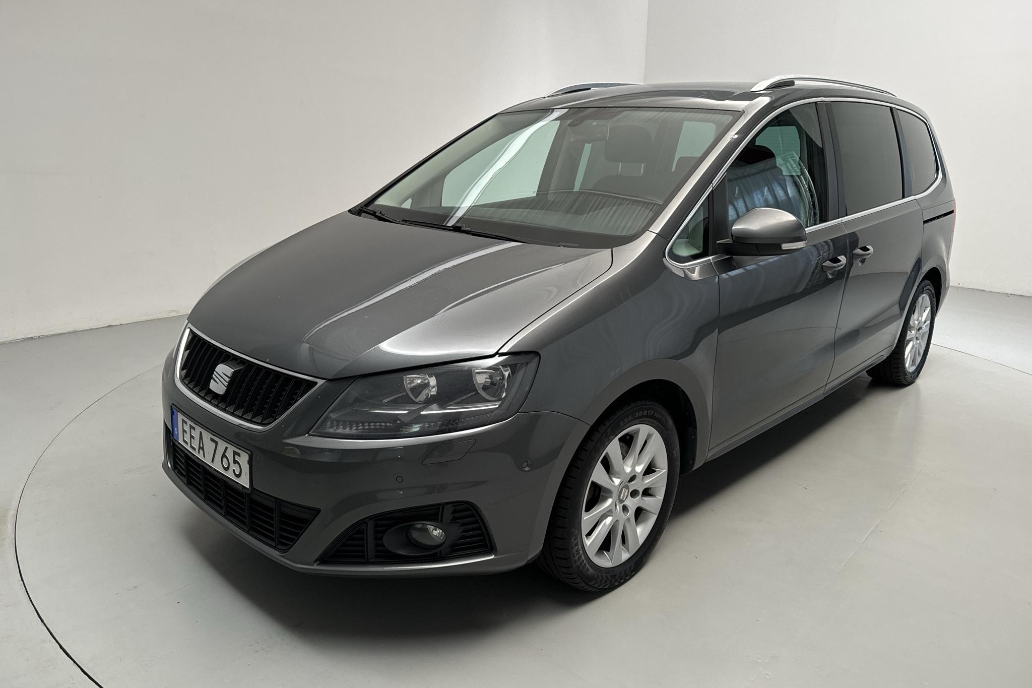 Seat Alhambra 2.0 CR 4WD Ecomotive (140hk) - 165 180 km - Manuaalinen - Dark Grey - 2014