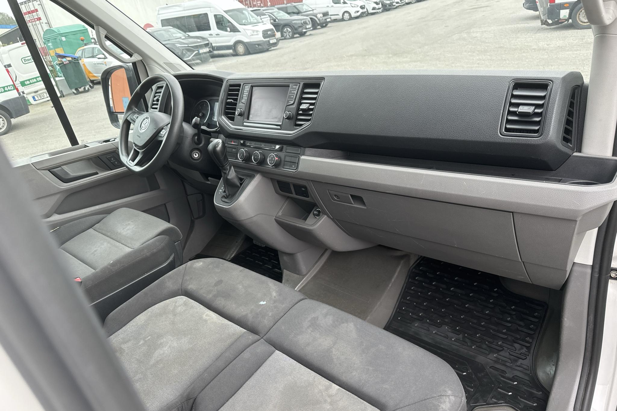 VW Crafter 35 2.0 TDI Volymskåp (177hk) - 12 916 mil - Automat - vit - 2018