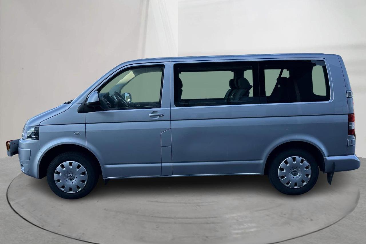 VW Caravelle T5 2.0 TDI (102hk) - 19 888 mil - Manuell - silver - 2014