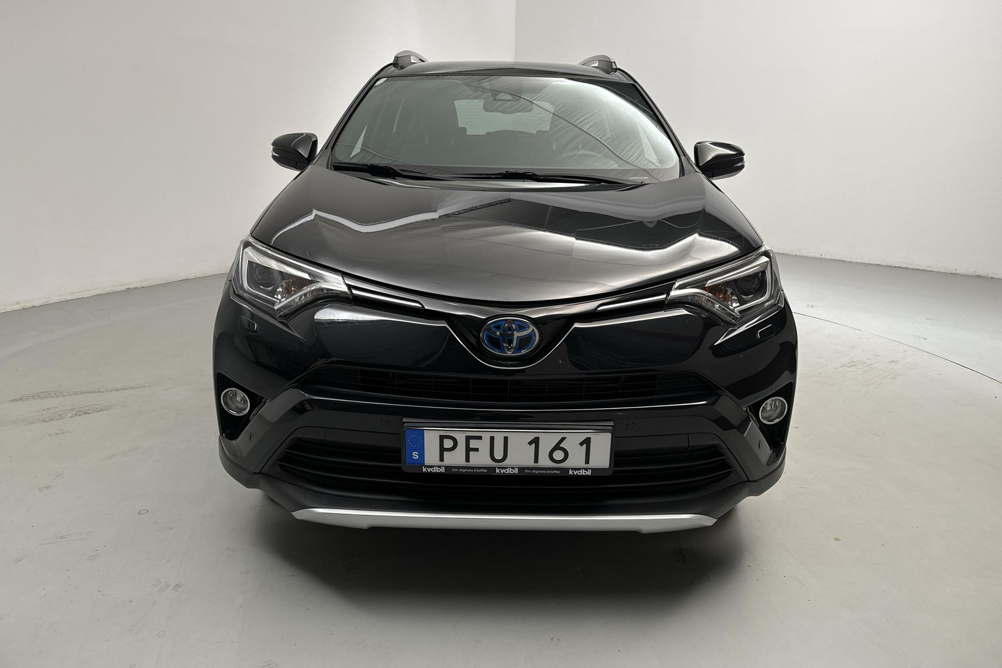 Toyota RAV4 2.5 HSD AWD (197hk) - 84 830 km - Automatyczna - czarny - 2017