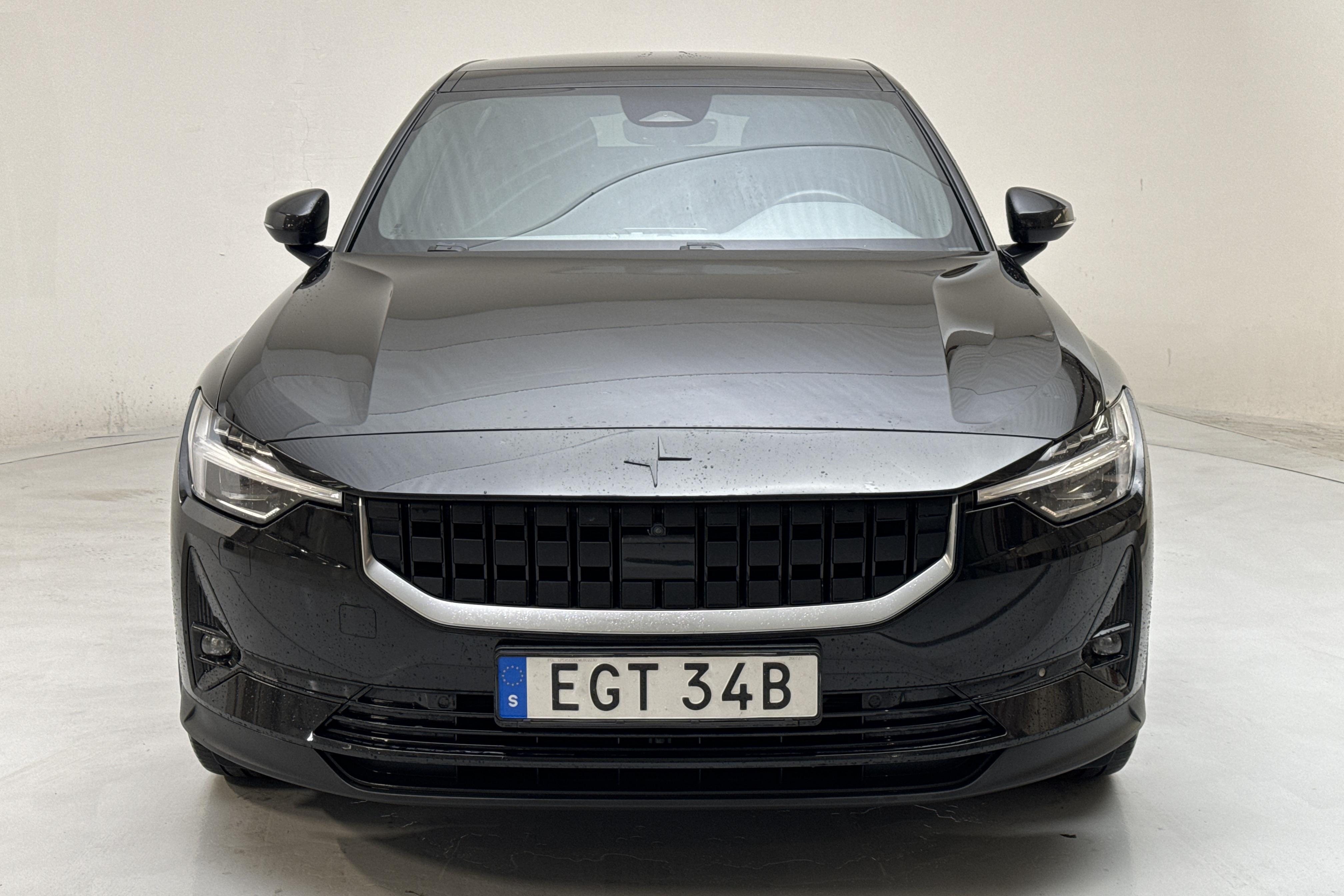 Polestar 2 Long range Dual motor (408hk) - 135 360 km - Automaattinen - musta - 2021