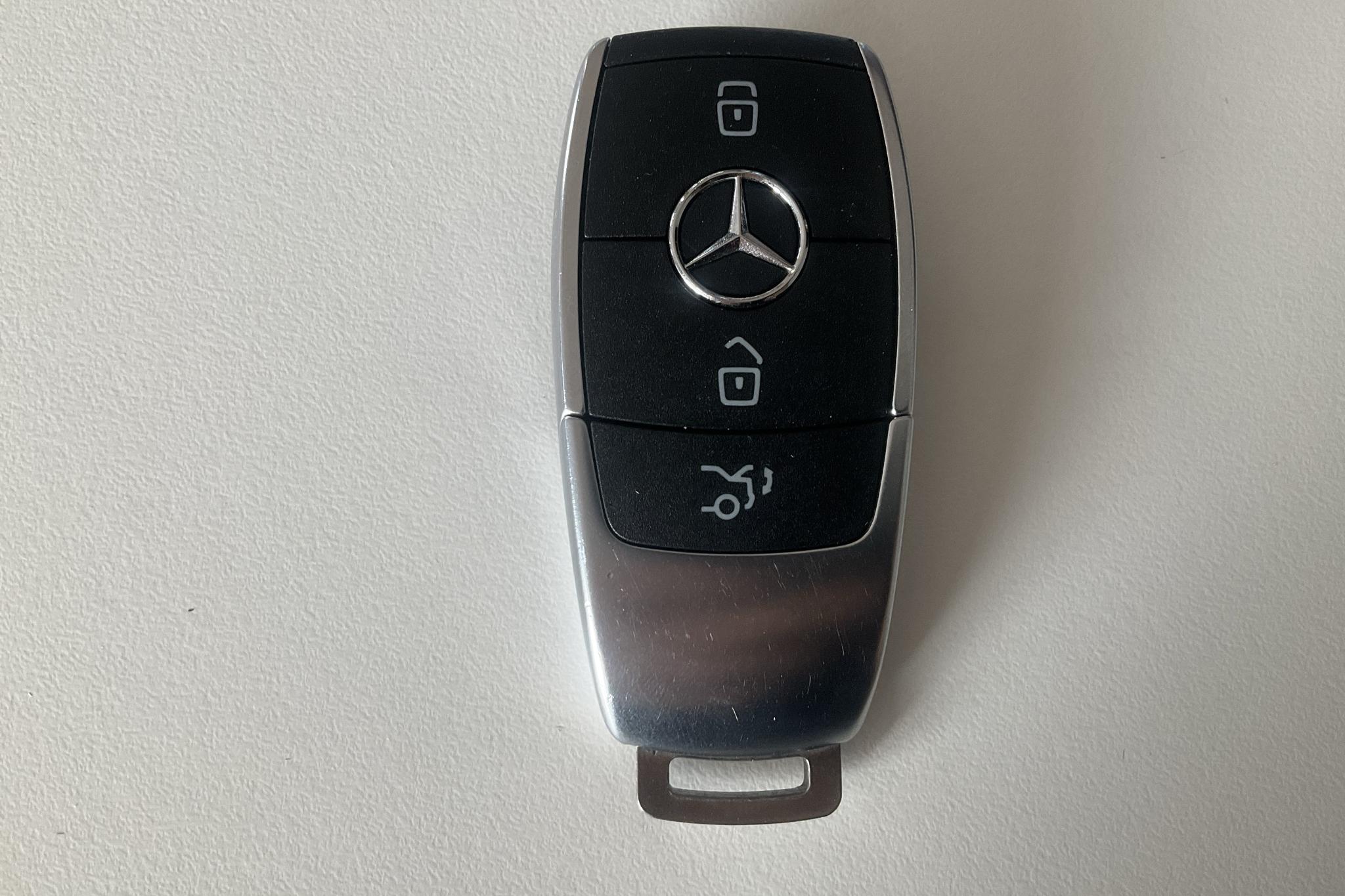 Mercedes EQB 250+ X243 (190hk) - 6 295 mil - Automat - svart - 2024