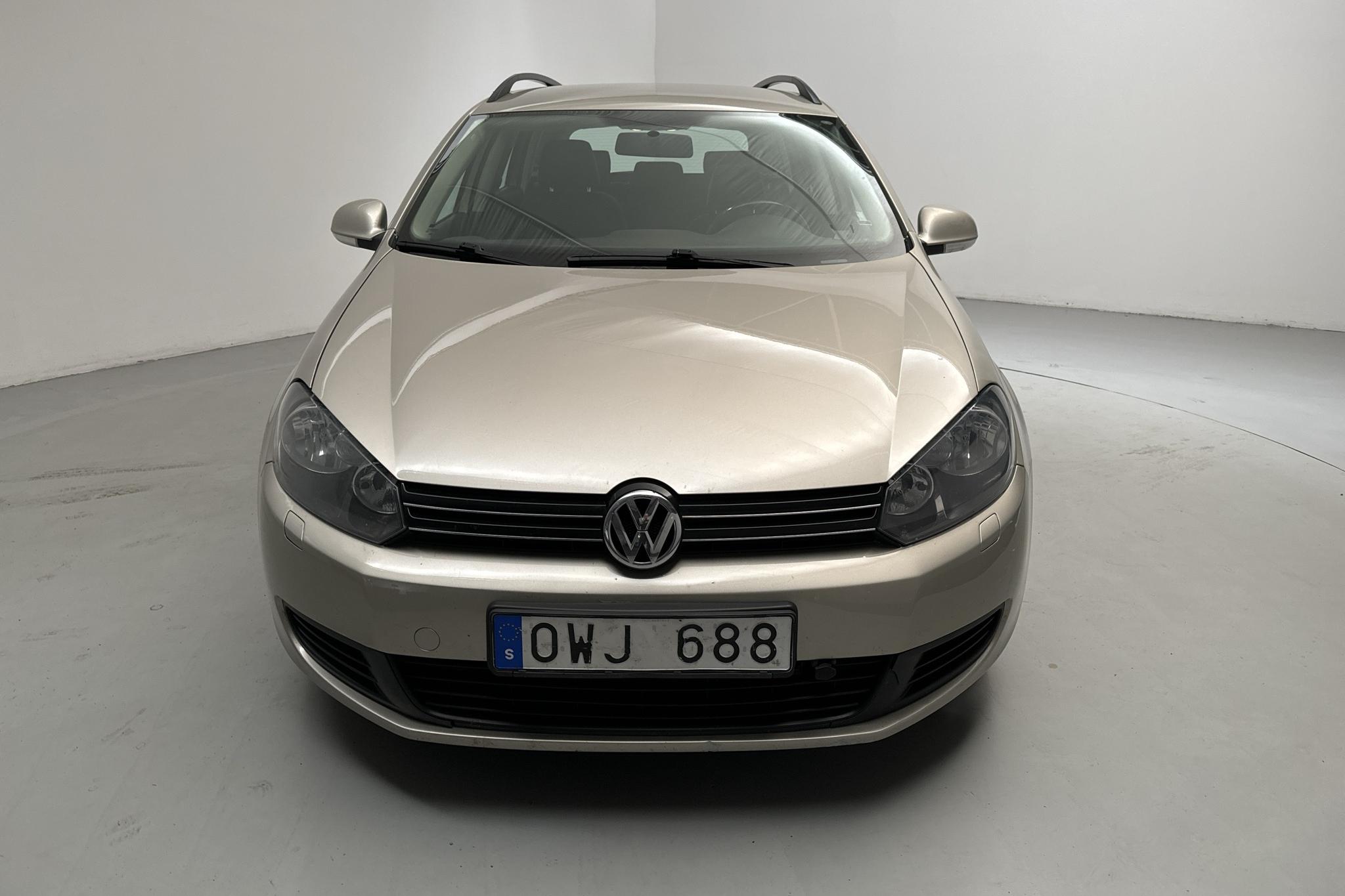 VW Golf VI 1.6 TDI BlueMotion Technology Variant (105hk) - 151 950 km - Käsitsi - hõbe - 2012