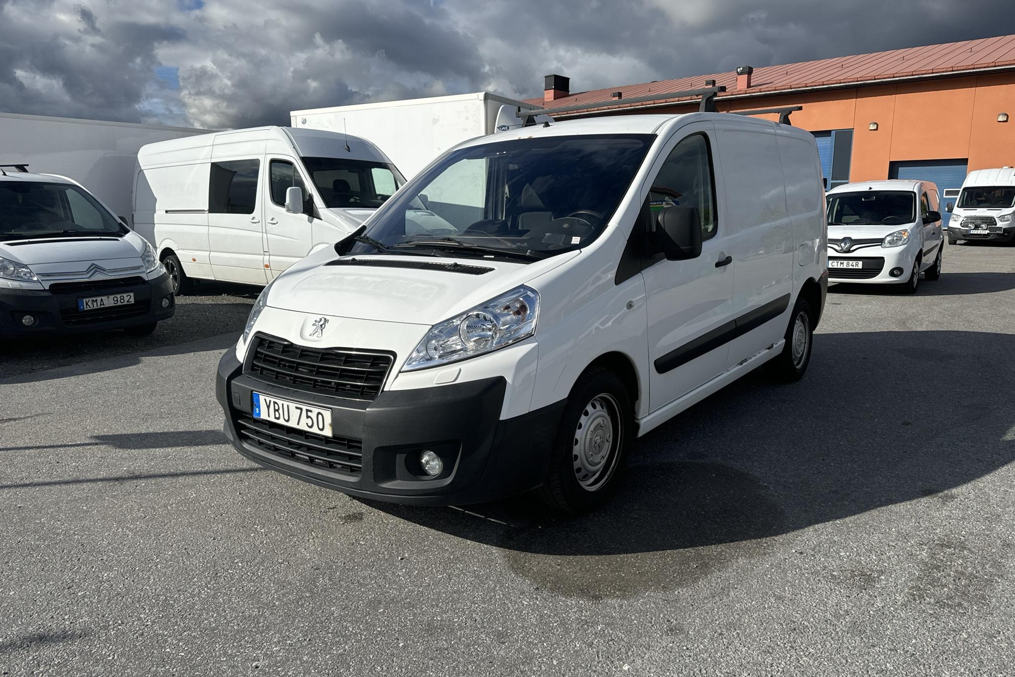 Peugeot Expert 1.6 HDI Skåp (90hk) - 95 730 km - Manualna - biały - 2016