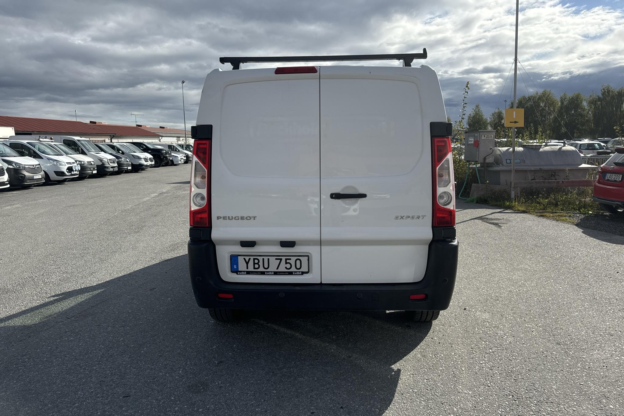 Peugeot Expert 1.6 HDI Skåp (90hk) - 95 730 km - Manuaalinen - valkoinen - 2016