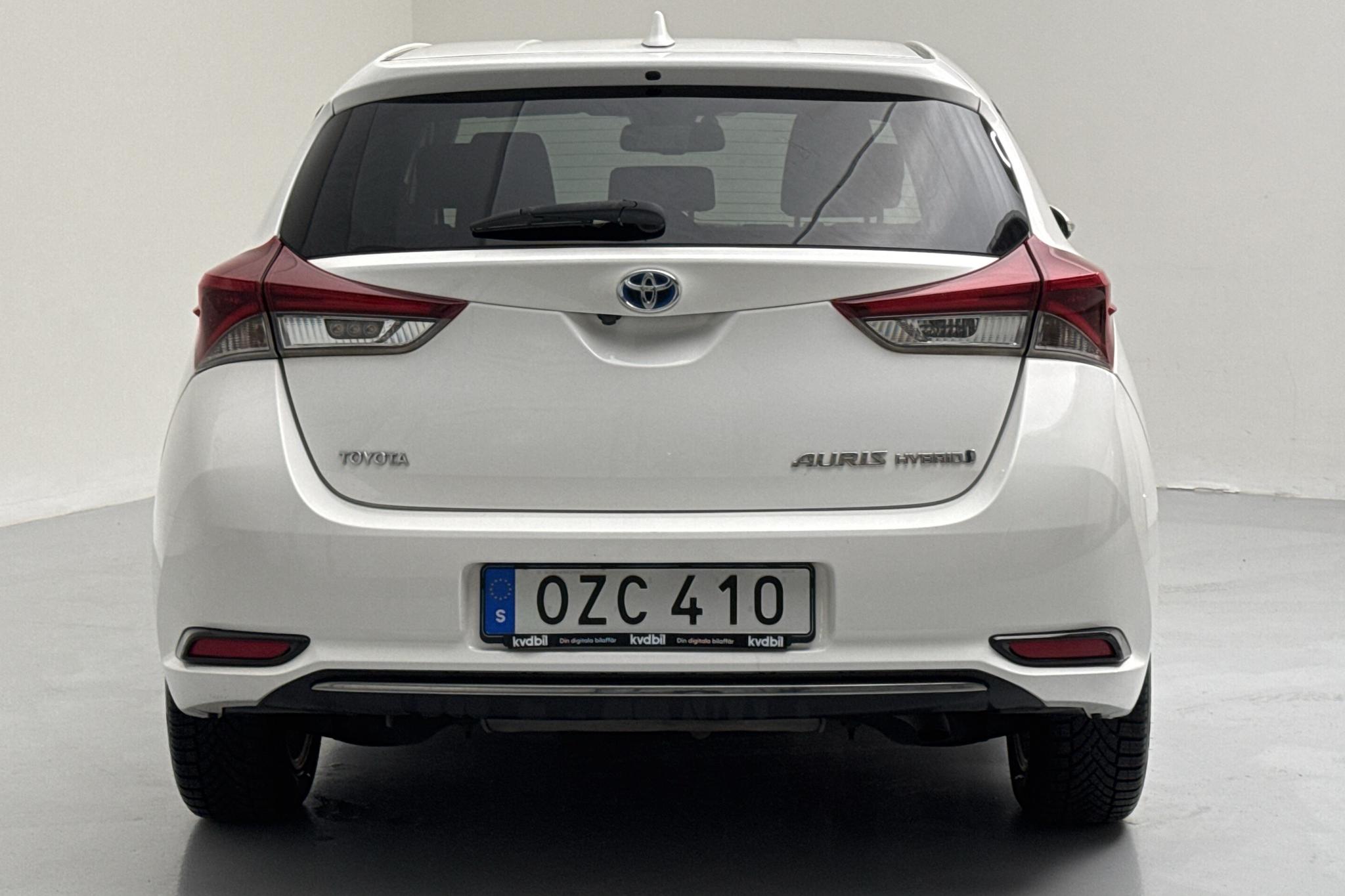 Toyota Auris 1.8 HSD 5dr (99hk) - 140 560 km - Automatic - white - 2016