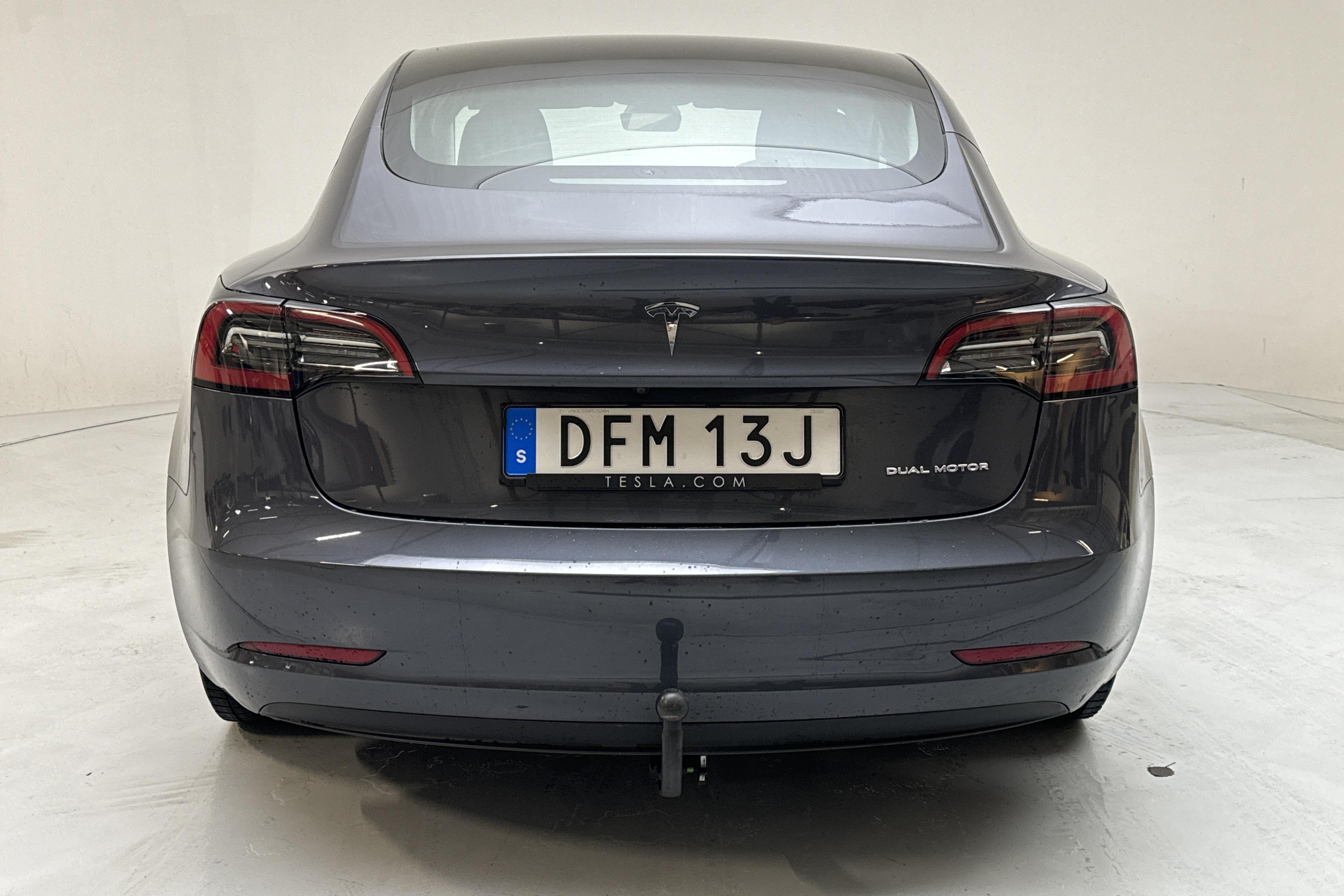 Tesla Model 3 Long Range Dual Motor AWD - 64 190 km - Automatic - gray - 2023