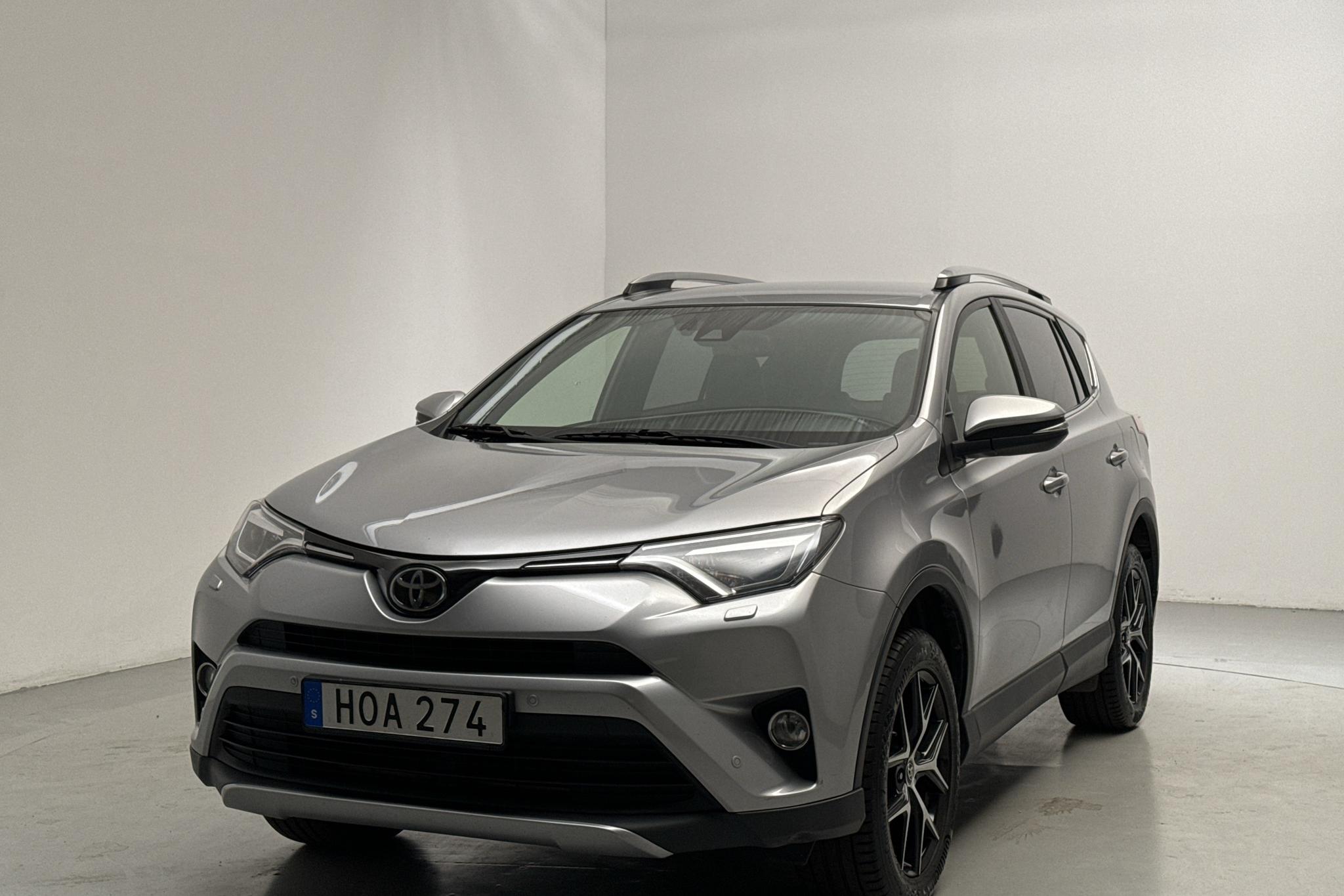 Toyota RAV4 2.0 VVT-i AWD (151hk) - 189 040 km - Automaatne - hõbe - 2017