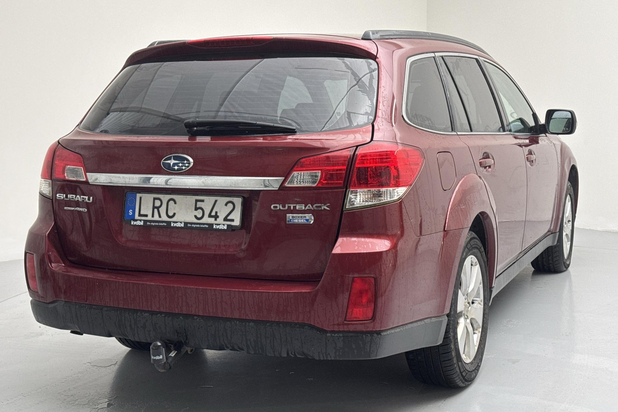 Subaru Outback 2.0D (150hk) - 239 290 km - Manualna - czerwony - 2011