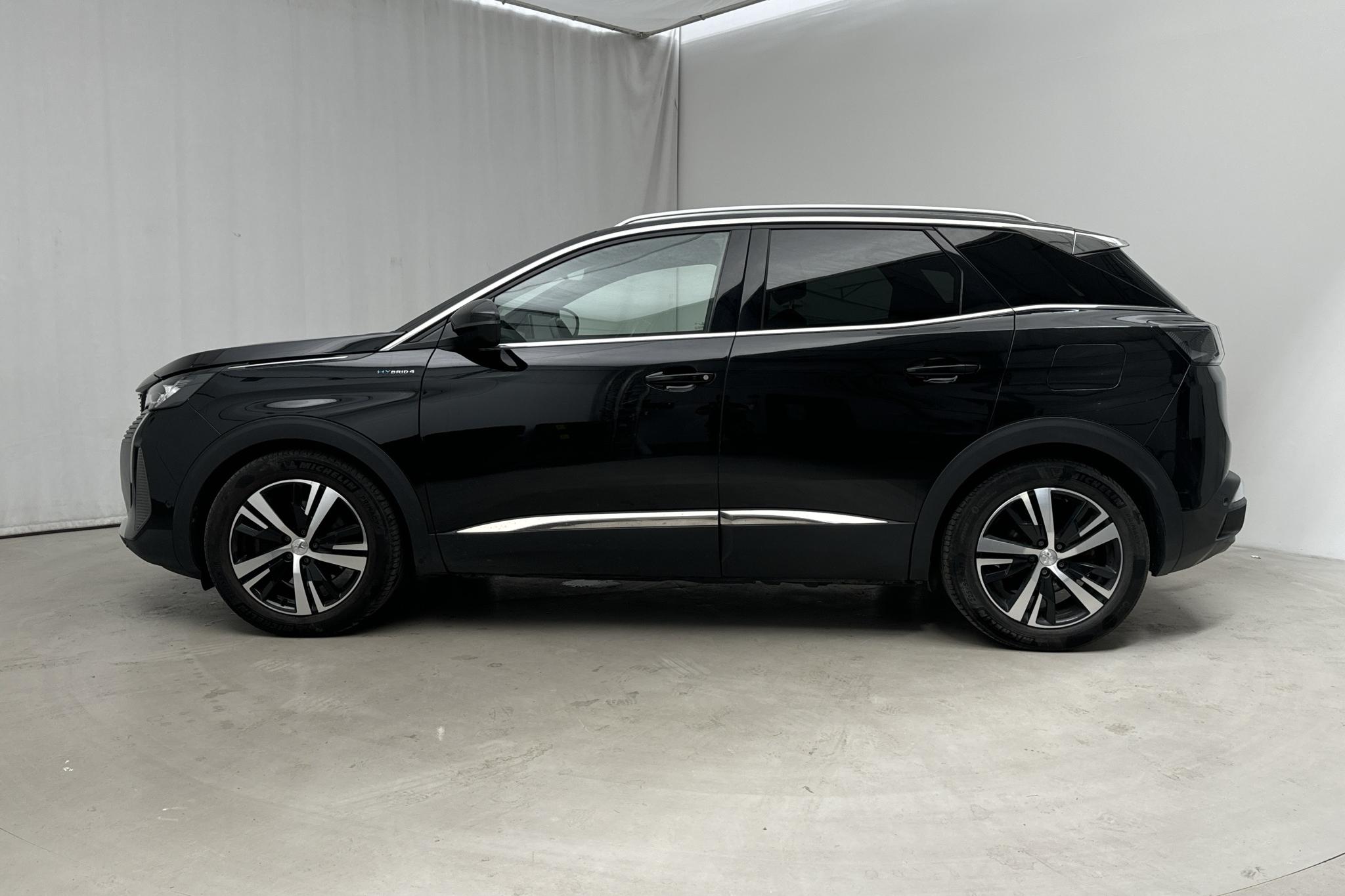 Peugeot 3008 1.6 Plug-in Hybrid 4 (300hk) - 9 294 mil - Automat - svart - 2021