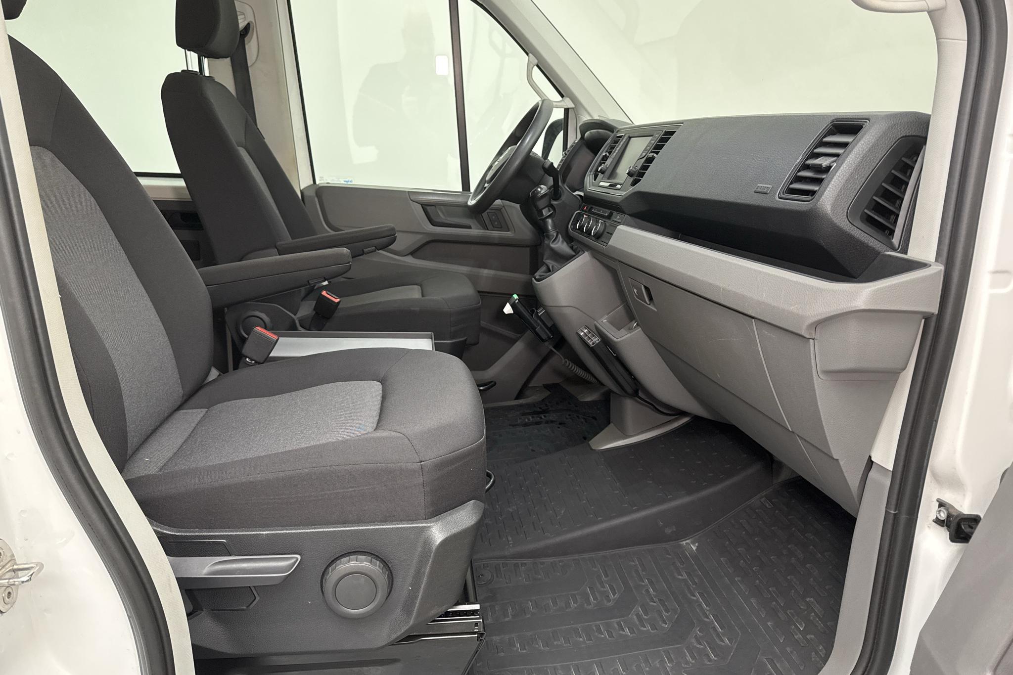 VW Crafter 35 2.0 TDI Chassi 4Motion (140hk) - 61 690 km - Manualna - biały - 2019