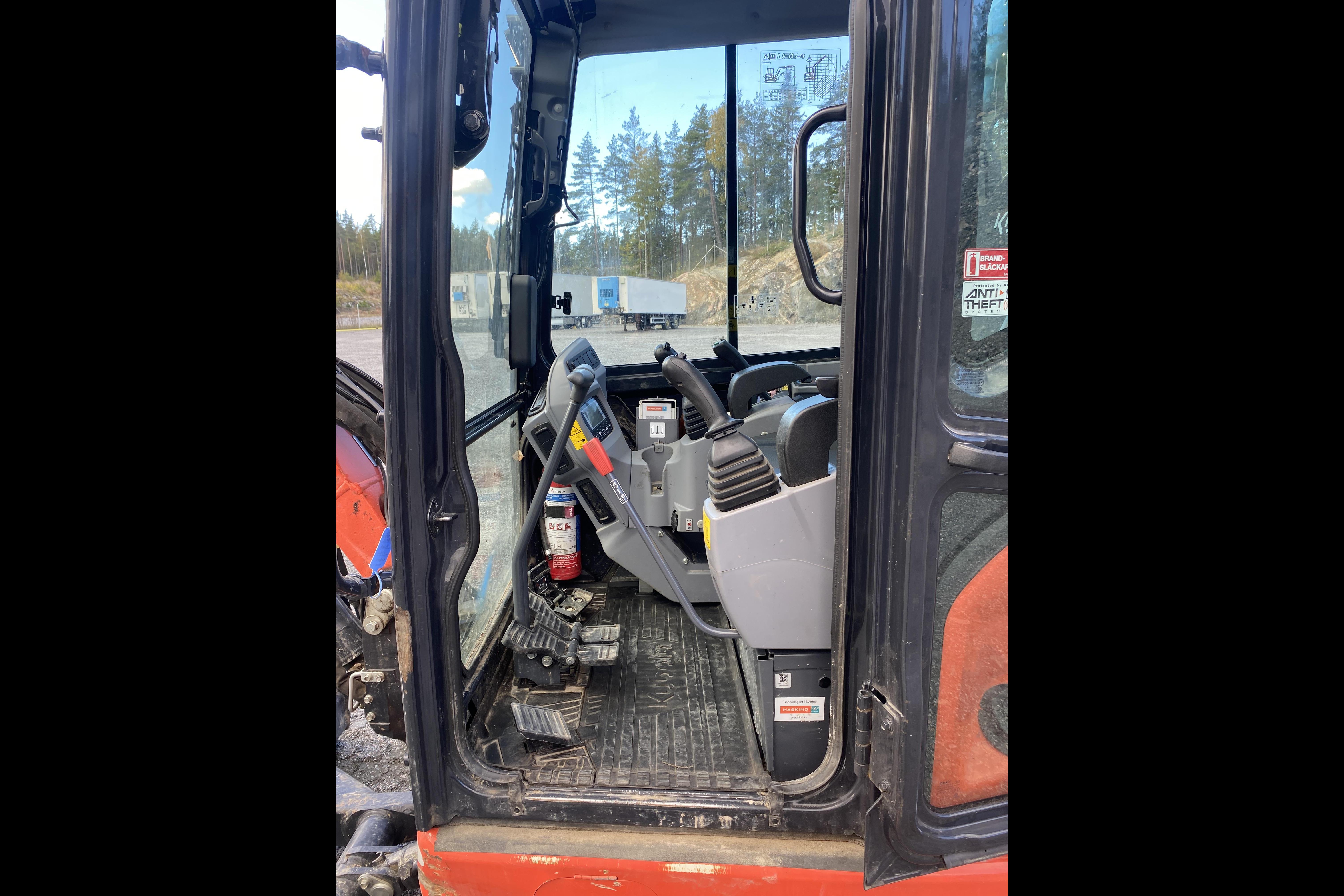 Kubota U36-4 (serienr: 15812) Minigrävare - 