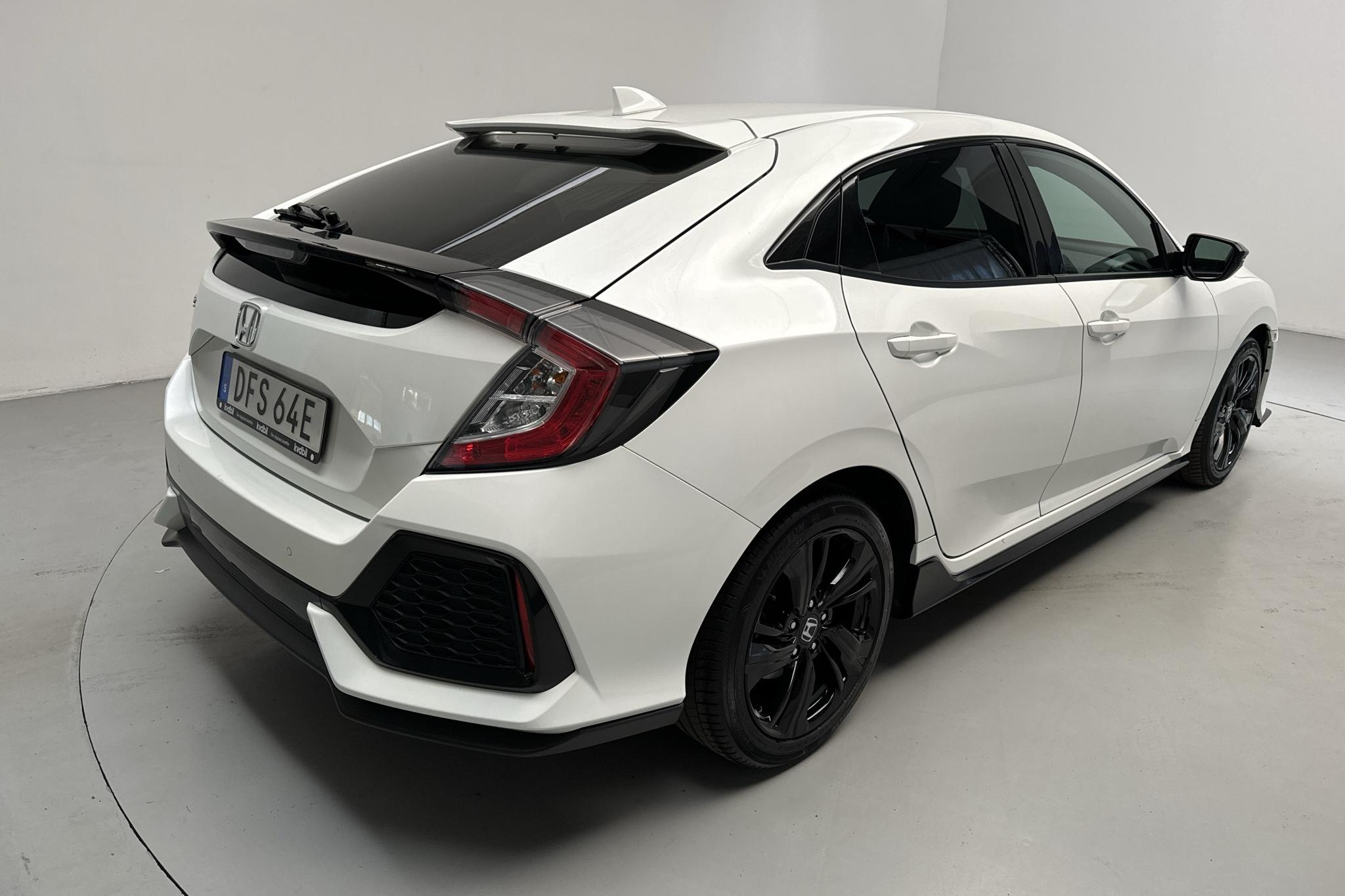 Honda Civic 1.0 i-VTEC 5dr (126hk) - 38 770 km - Automatyczna - biały - 2019