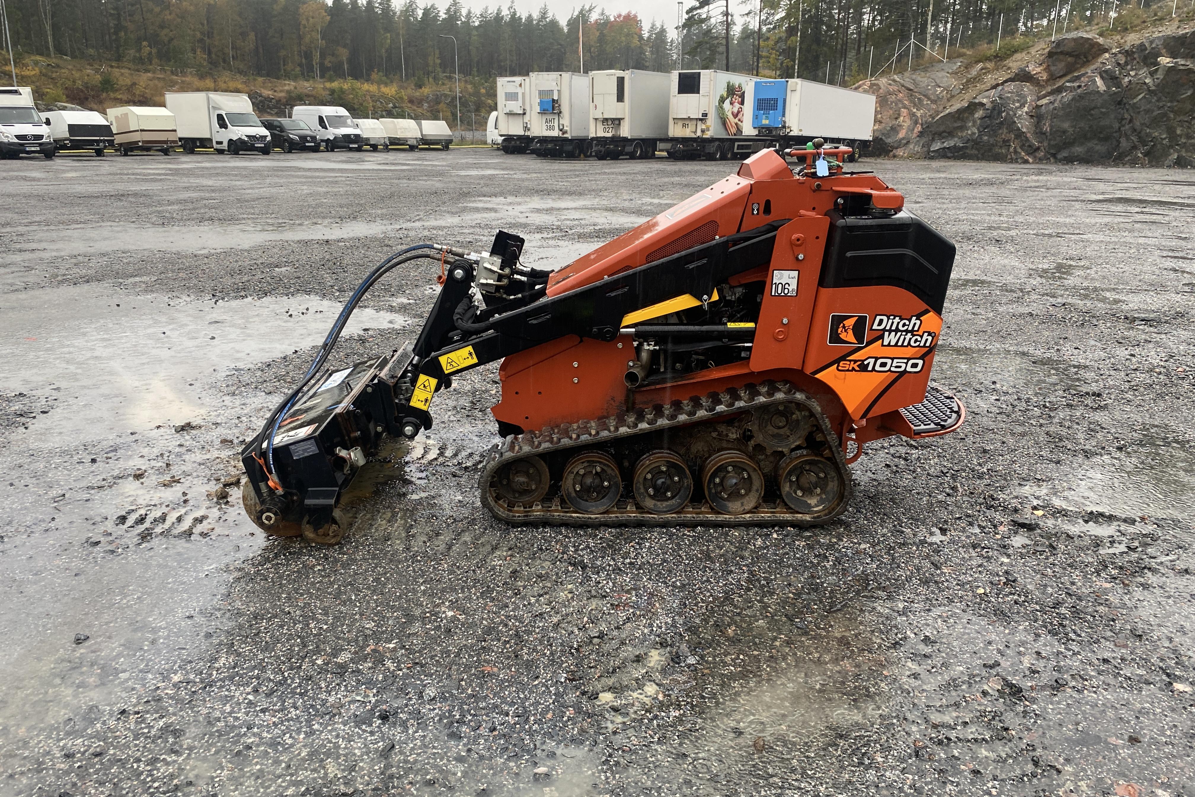 Ditch Witch SK 1050 (serienr: 1032) Kompaktlastare -  - 2019