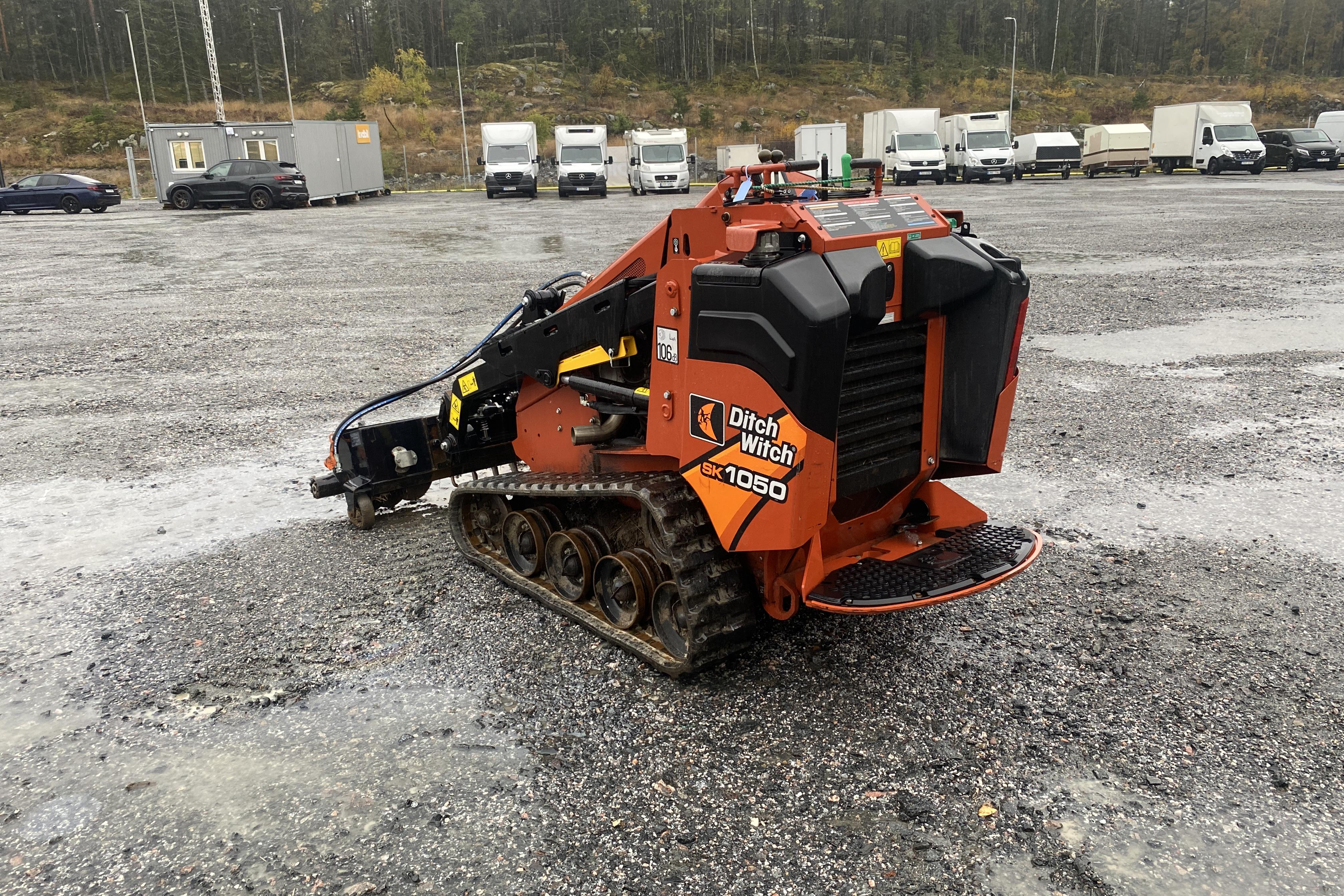 Ditch Witch SK 1050 (serienr: 1032) Kompaktlastare -  - 2019