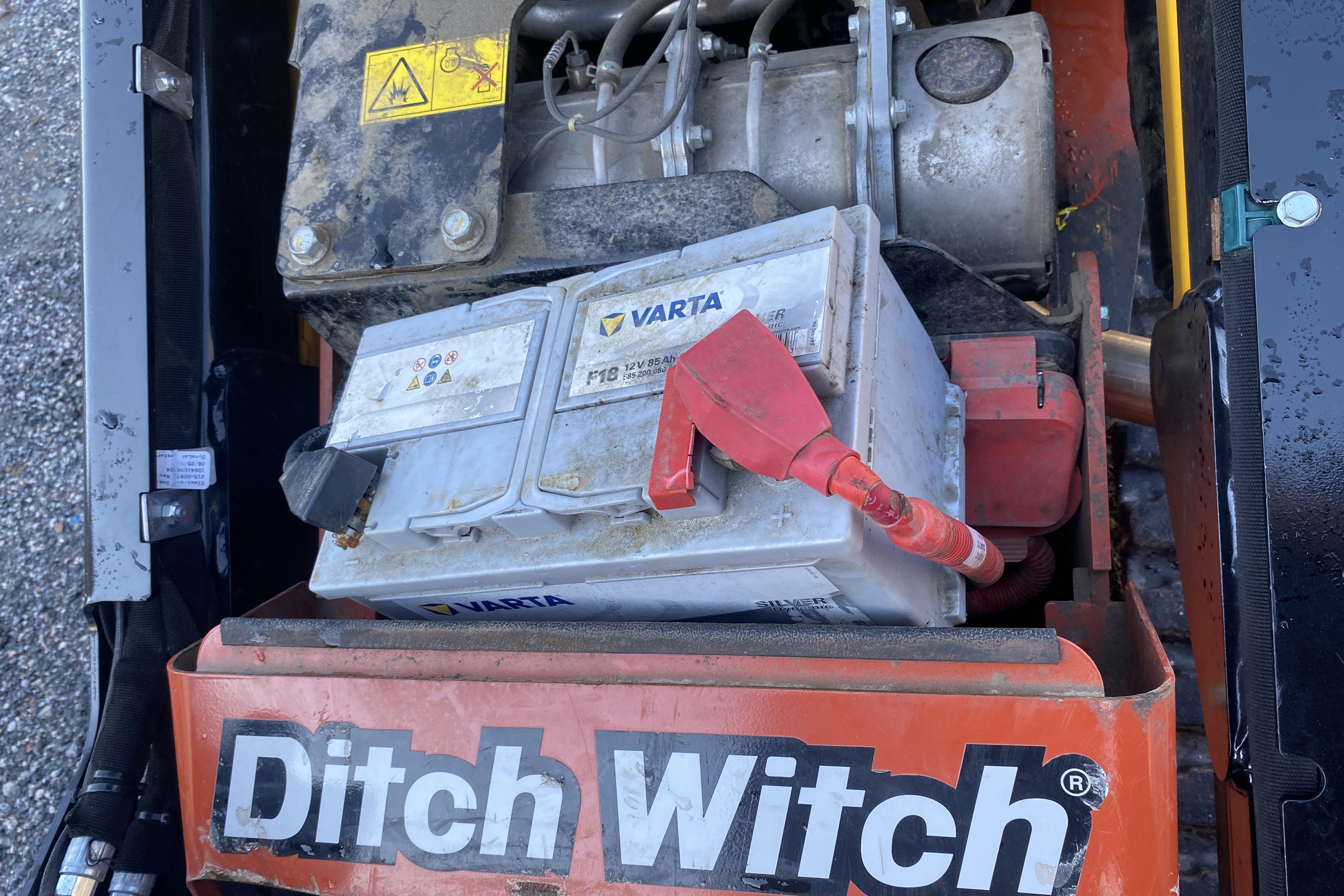 Ditch Witch SK 1050 (serienr: 1032) Kompaktlastare -  - 2019