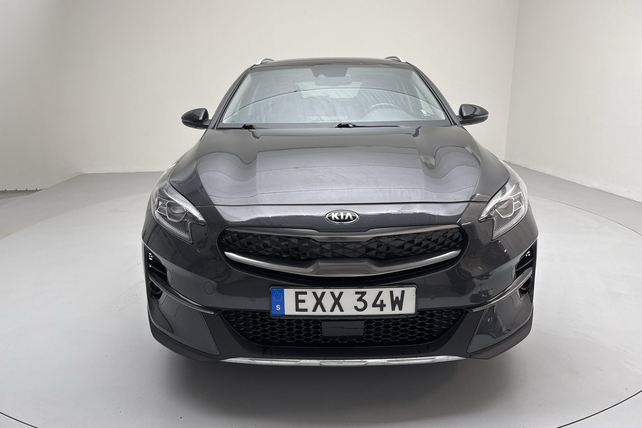 KIA XCeed 1.6 Plug-in Hybrid 5dr (141hk) - 60 890 km - Automaatne - hall - 2020