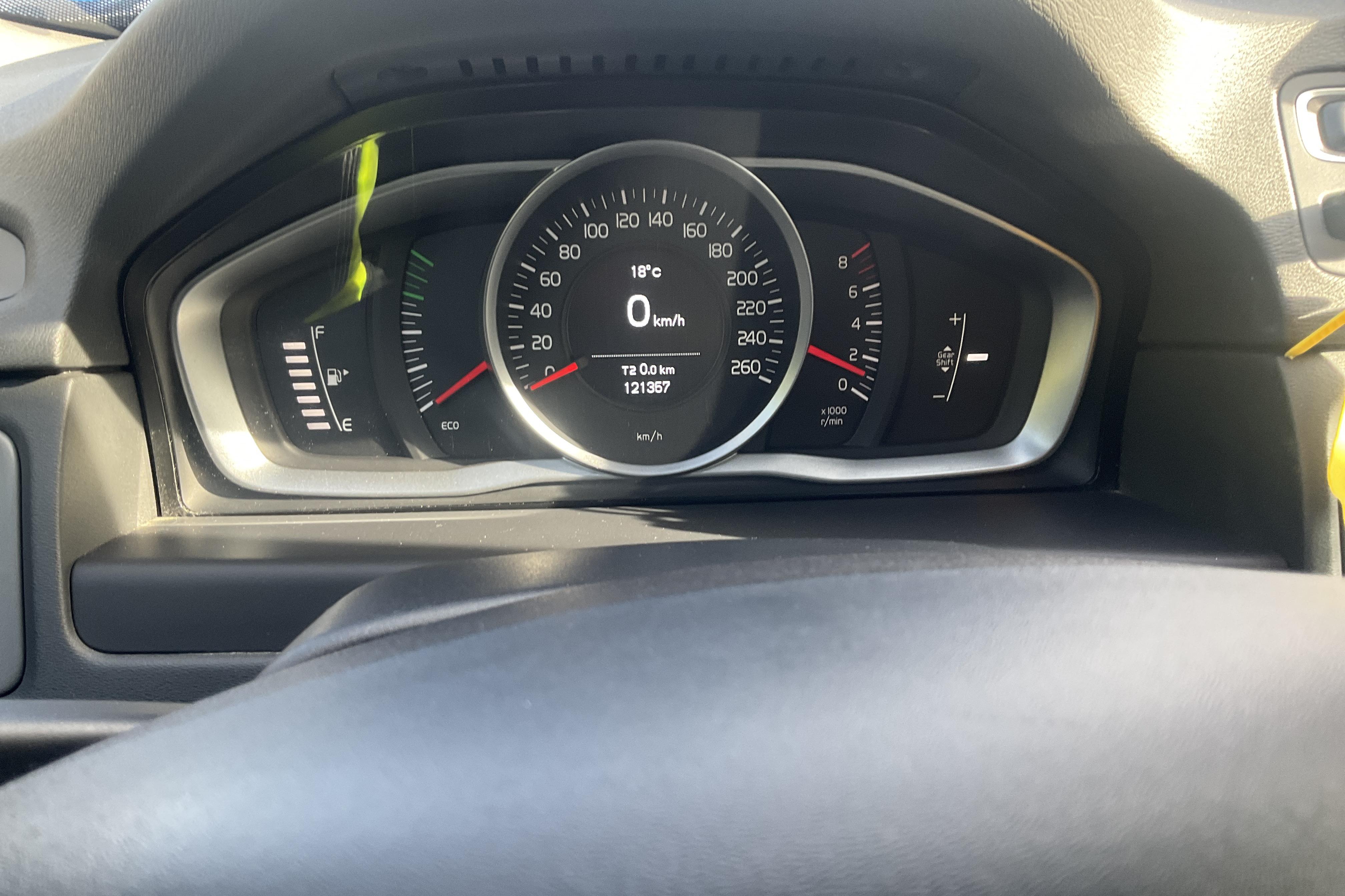 Volvo V70 II T4 (180hk) - 121 360 km - Manualna - czarny - 2014